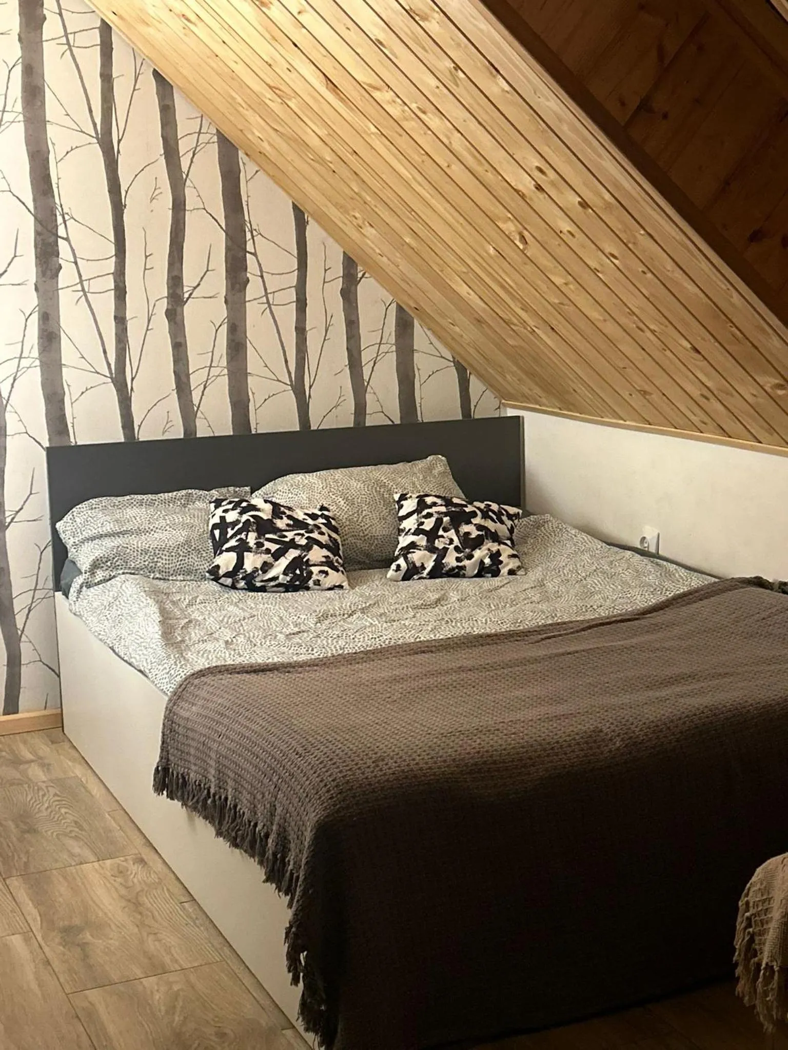 Bed in Kurnik Polski agroturystyka