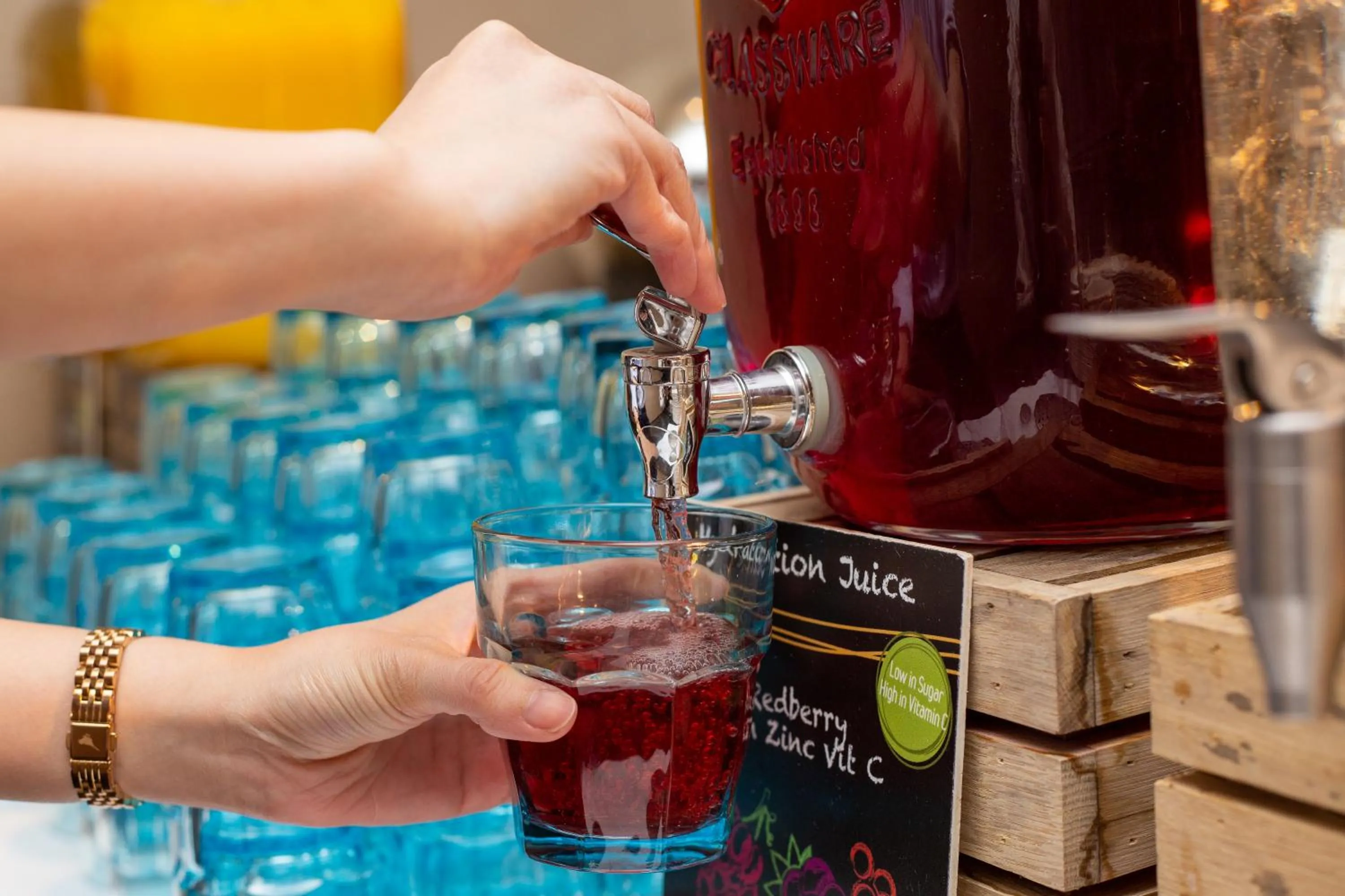 Restaurant/places to eat in DoubleTree by Hilton London Ealing