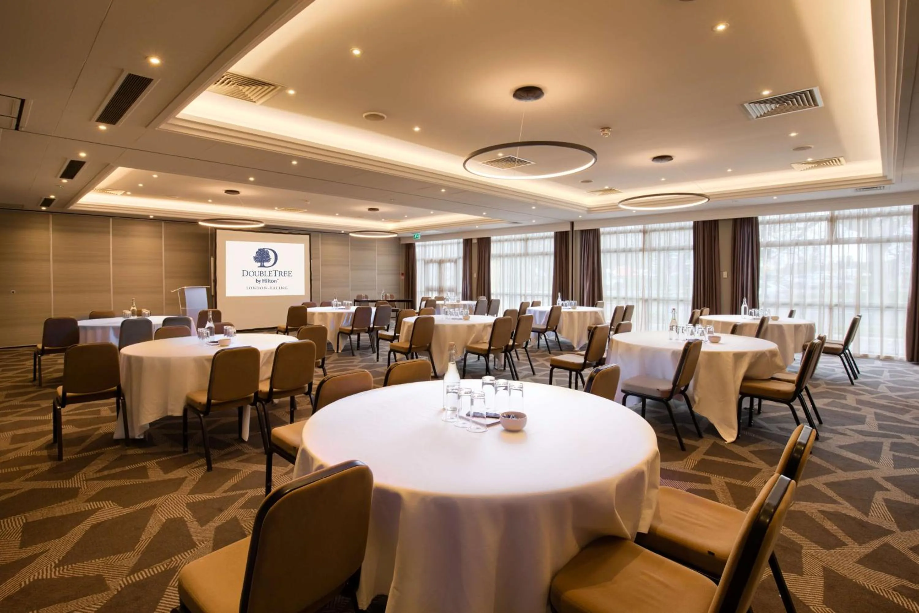 Meeting/conference room in DoubleTree by Hilton London Ealing