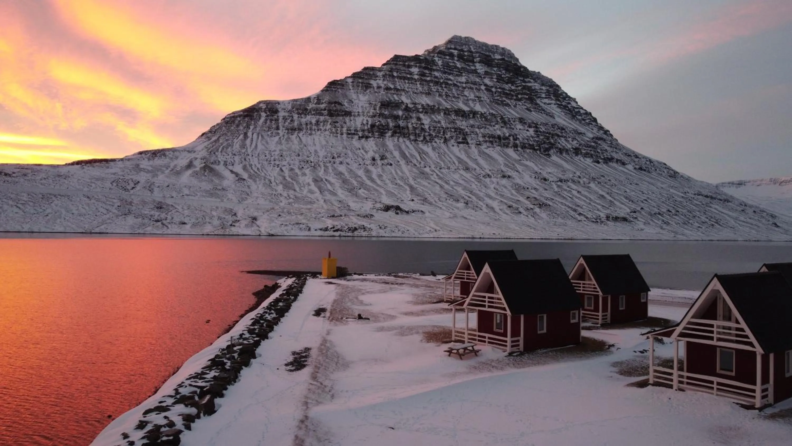 Property building in Mjoeyri Travel Holiday Homes