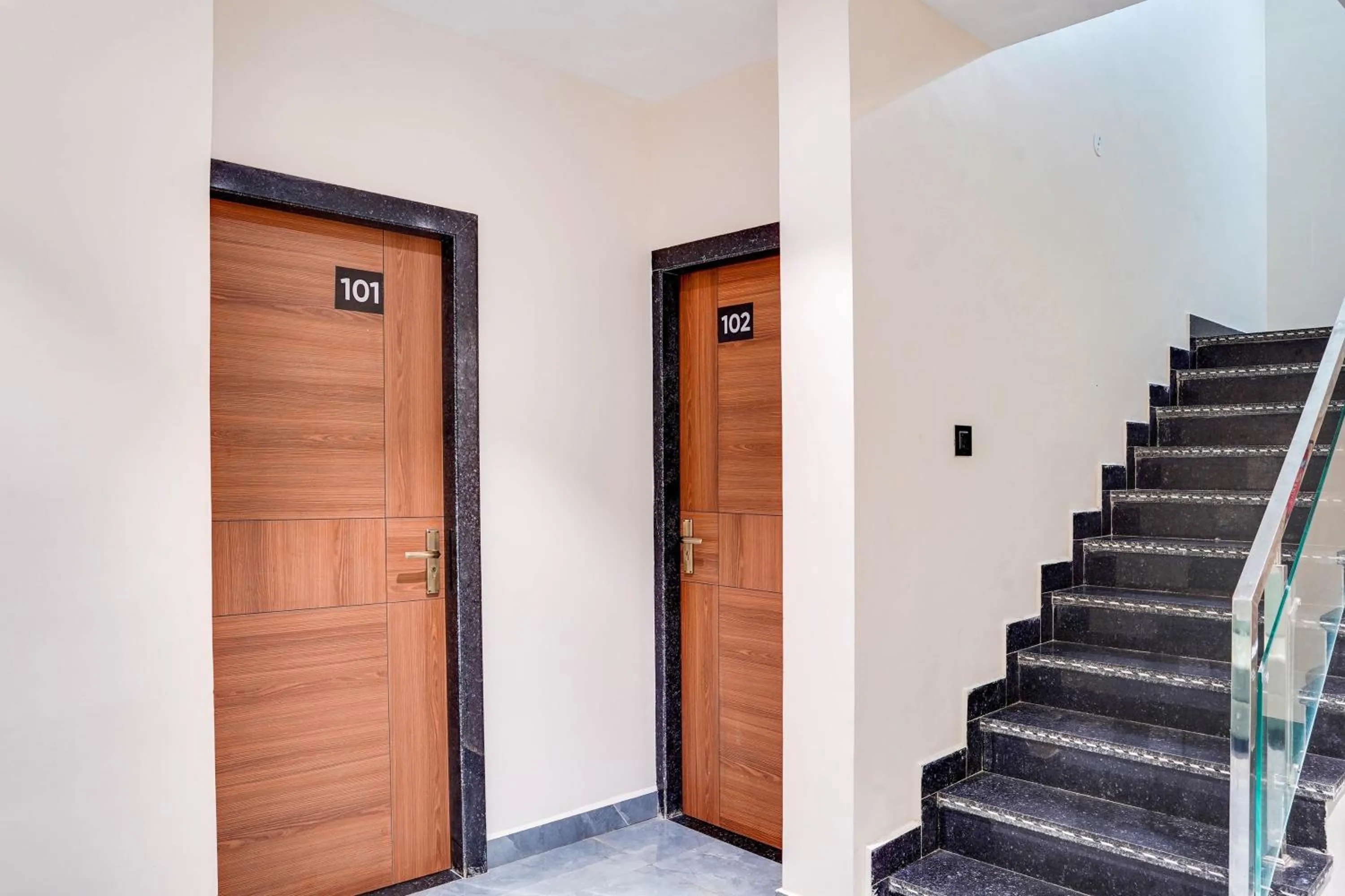 Lobby or reception in Super HOTEL O ANJANEY PALACE