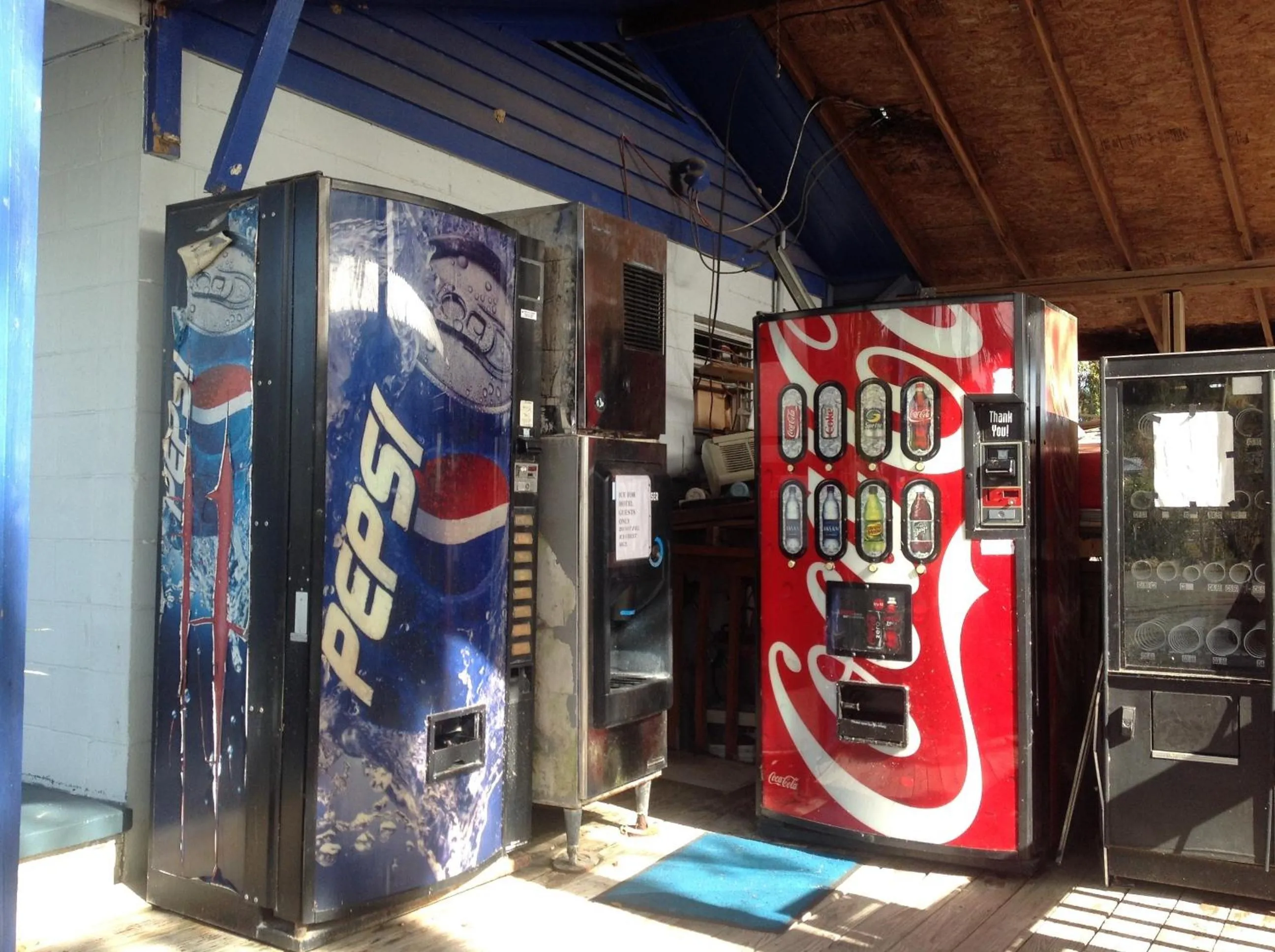 Other, Supermarket/Shops in The Suwannee Gables Motel & Marina