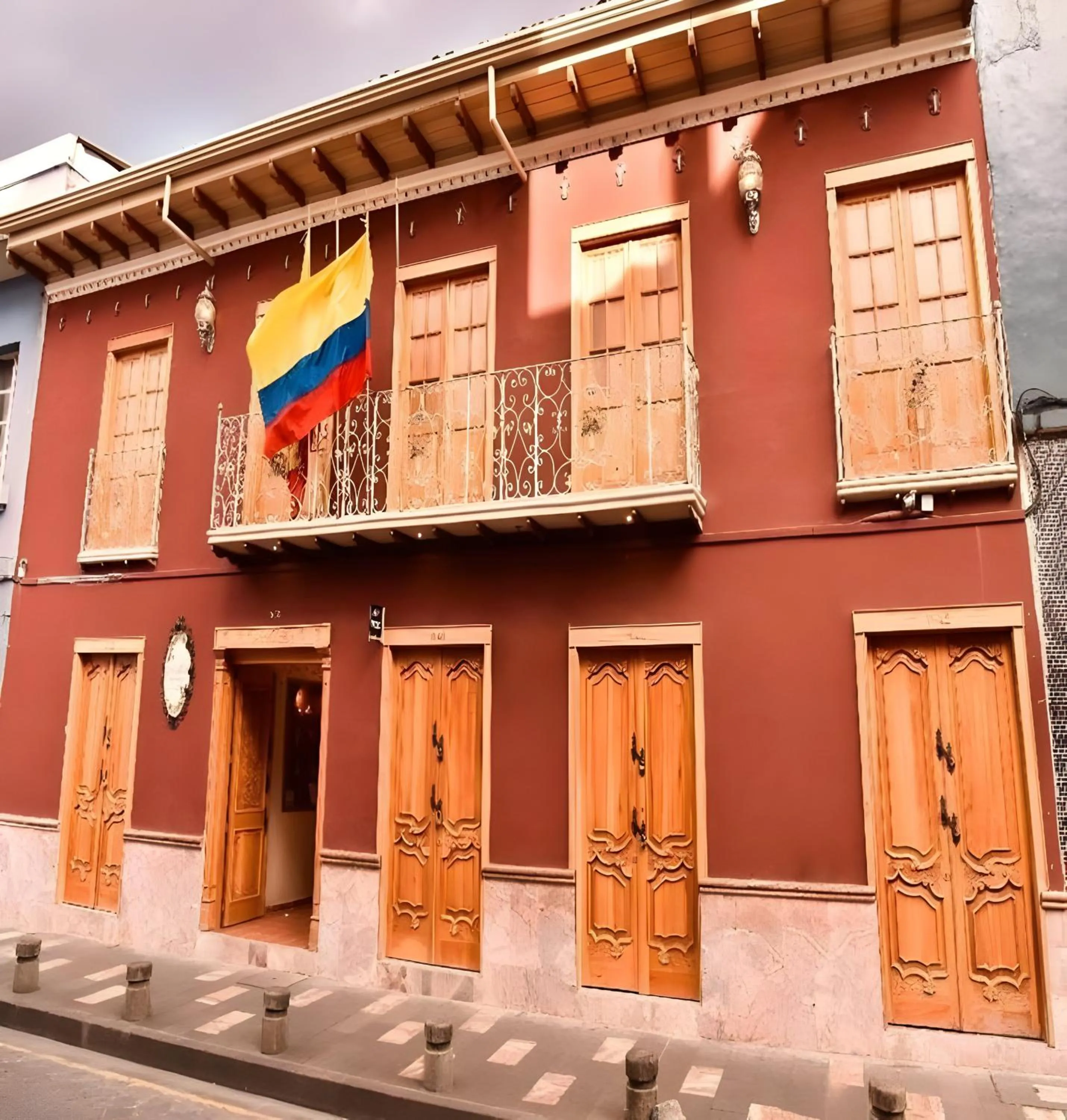 Property building in Hotel Boutique Casa Ruth en Cuenca