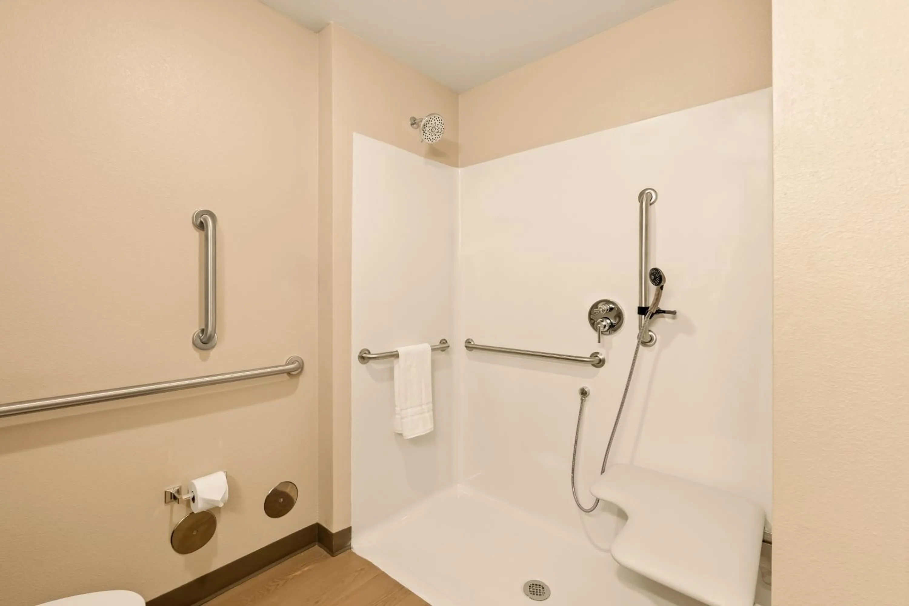 LivAway Suites Nashville-Smyrna