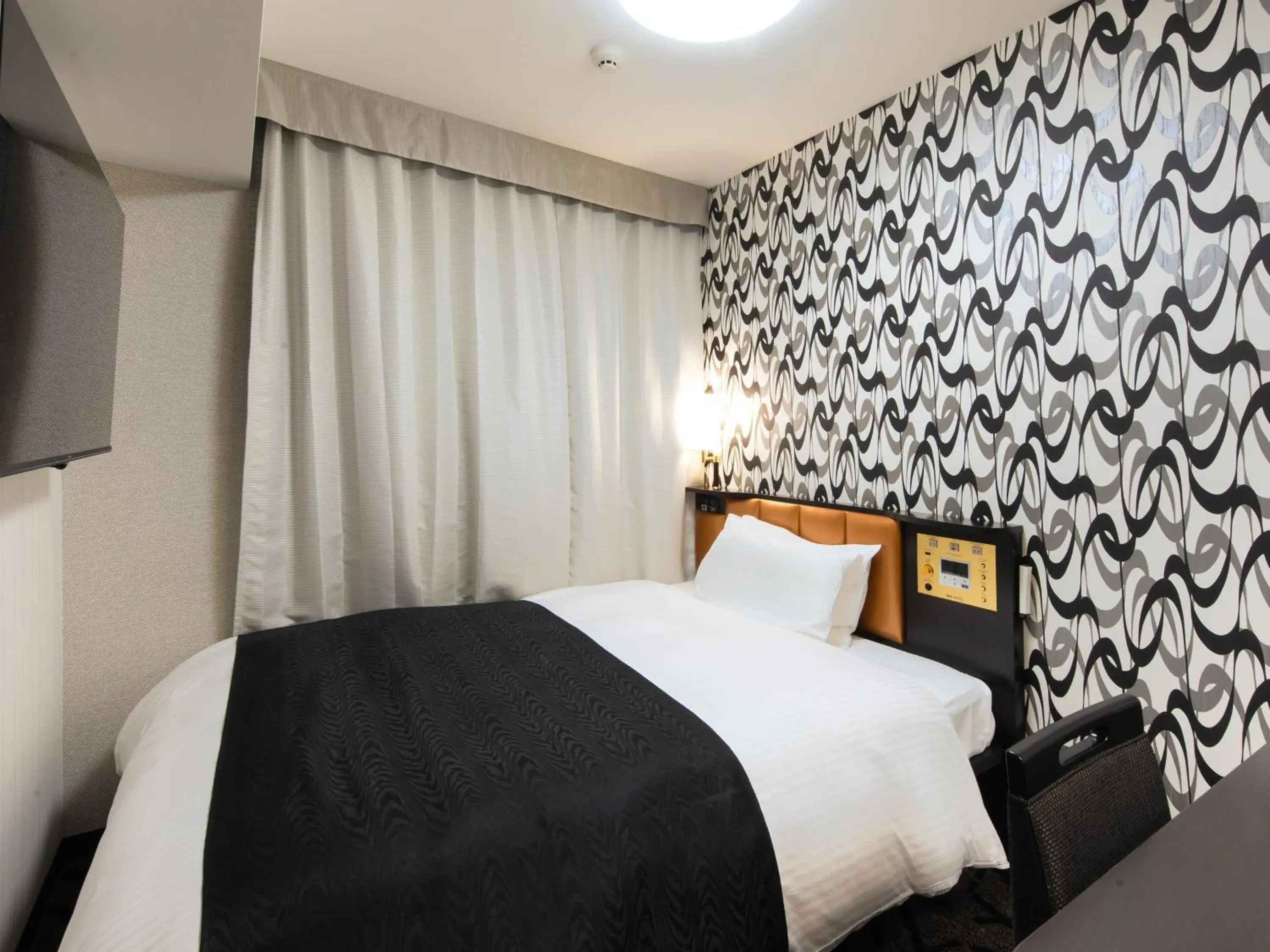 Single Room with No View - single occupancy - Non-Smoking in APA Hotel & Resort Osaka Namba Ekimae Tower Single Room with No View - single occupancy - Non-Smoking in APA Hotel & Resort Osaka Namba Ekimae Tower