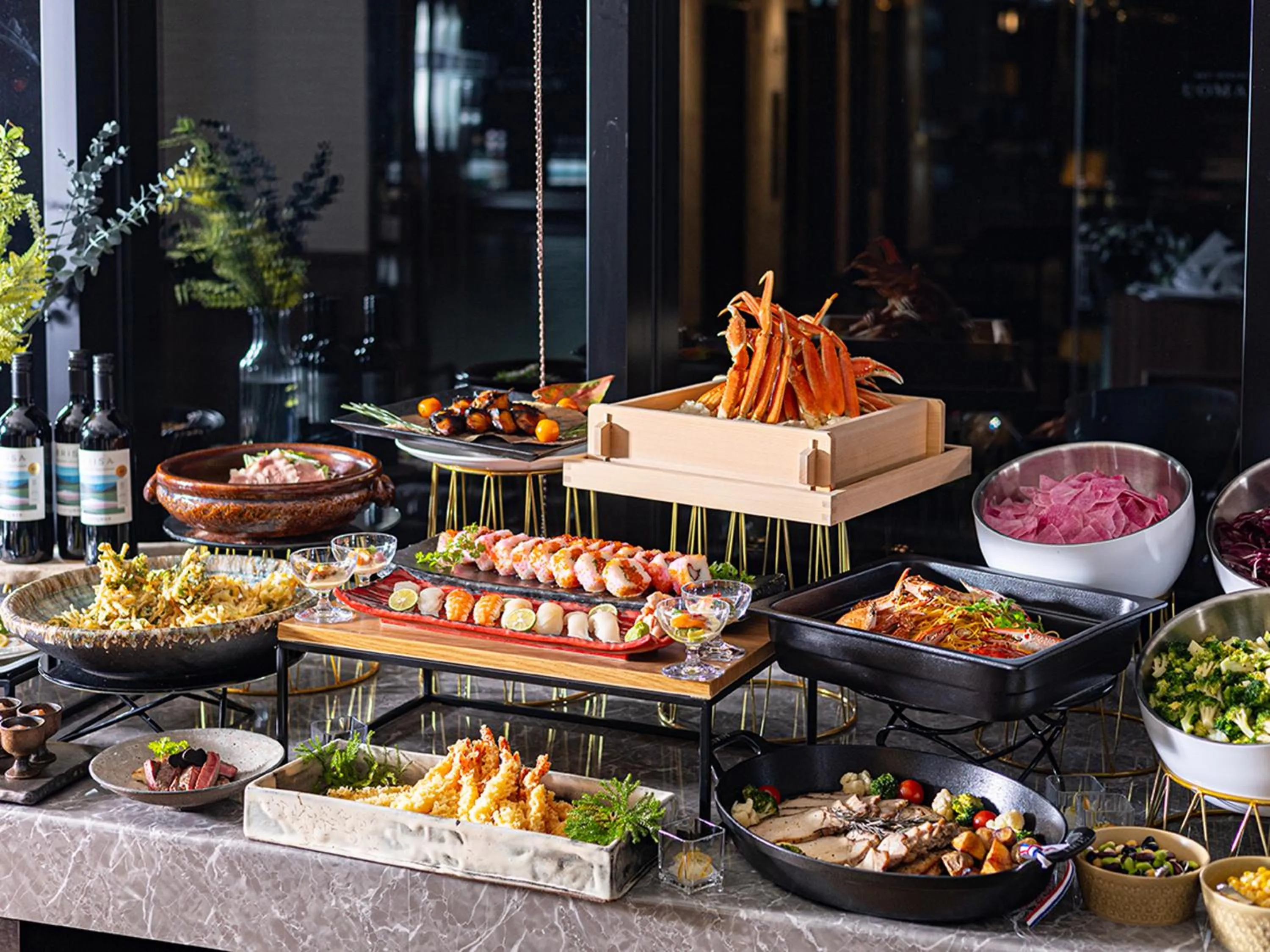 Restaurant/places to eat in APA Hotel & Resort Osaka Namba Ekimae Tower