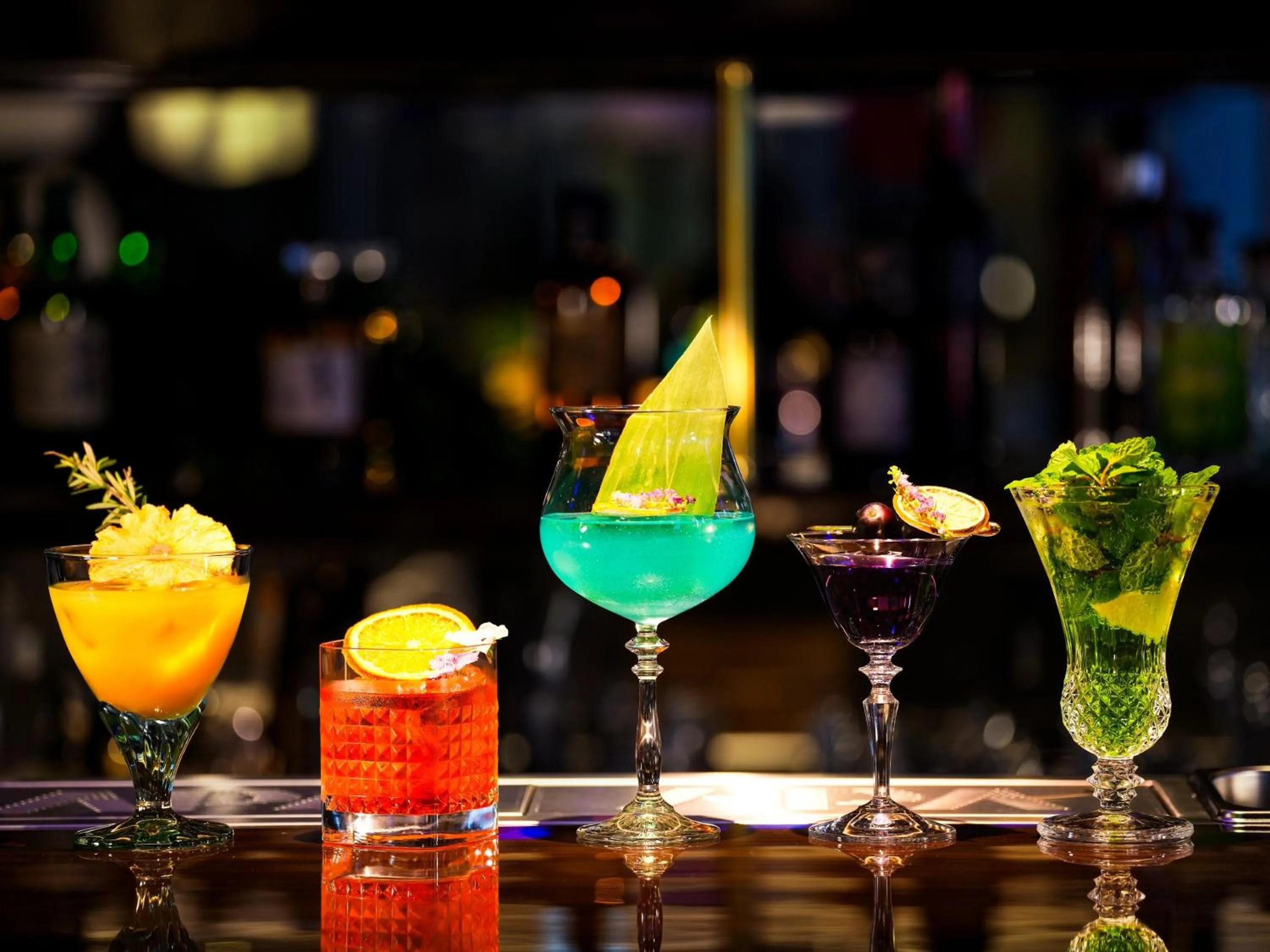 Lounge or bar in APA Hotel & Resort Osaka Namba Ekimae Tower