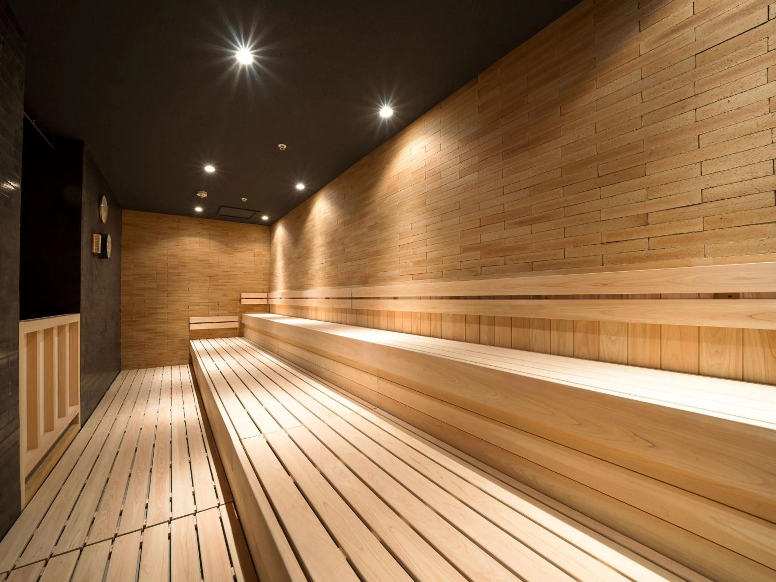 Hot Tub in APA Hotel & Resort Osaka Namba Ekimae Tower