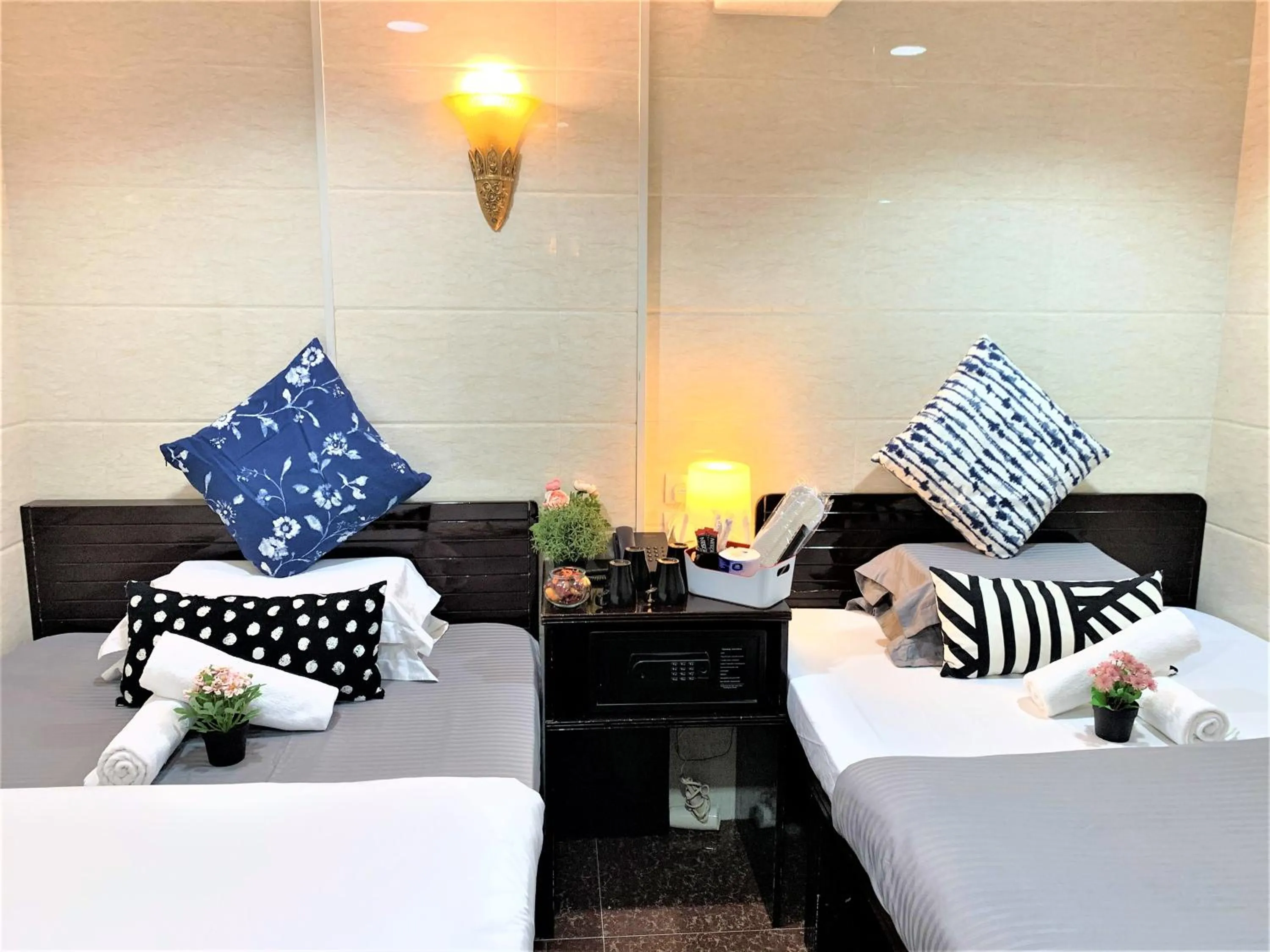 Bed in Sydney Hostel