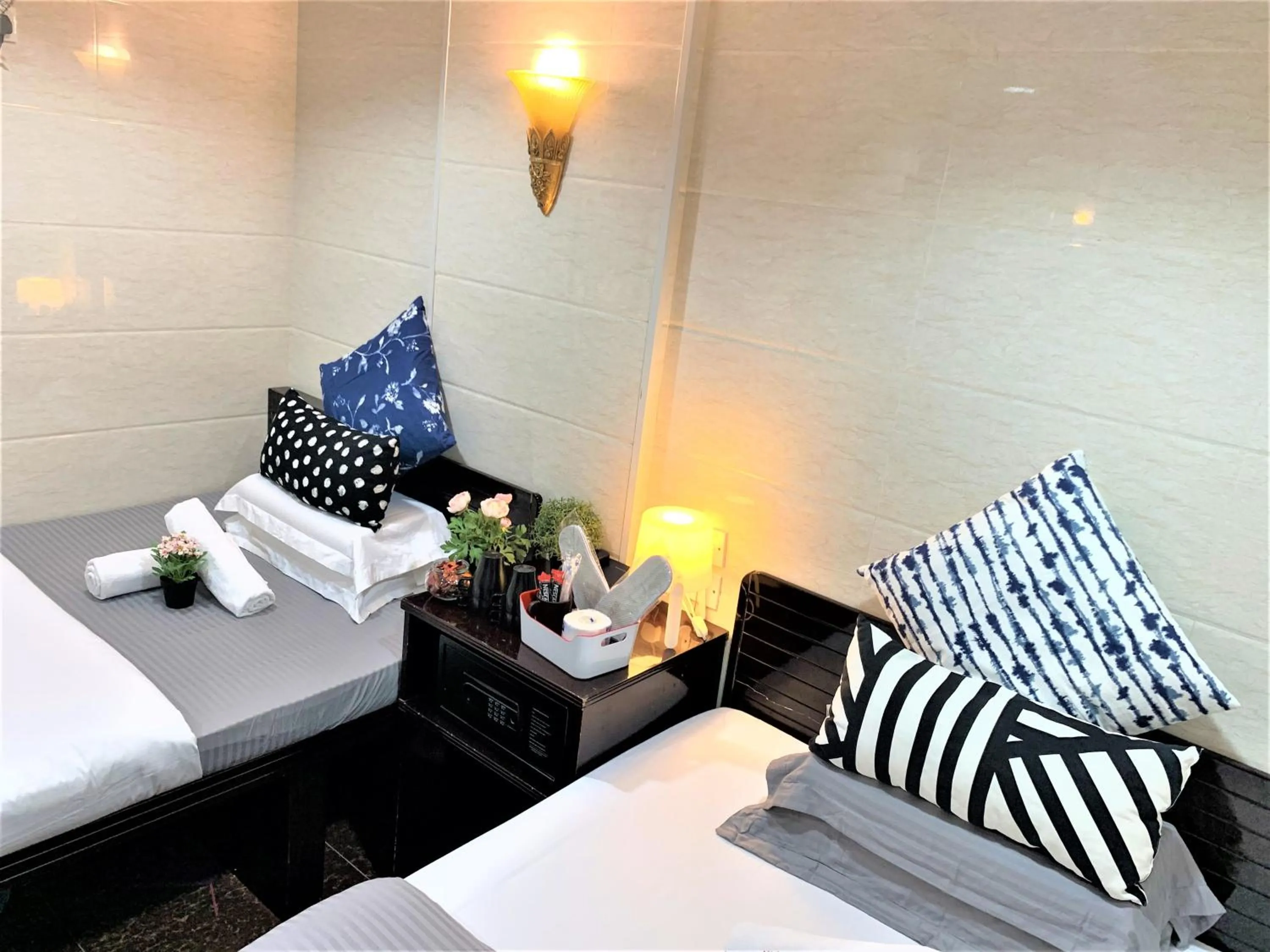 Bed in Sydney Hostel