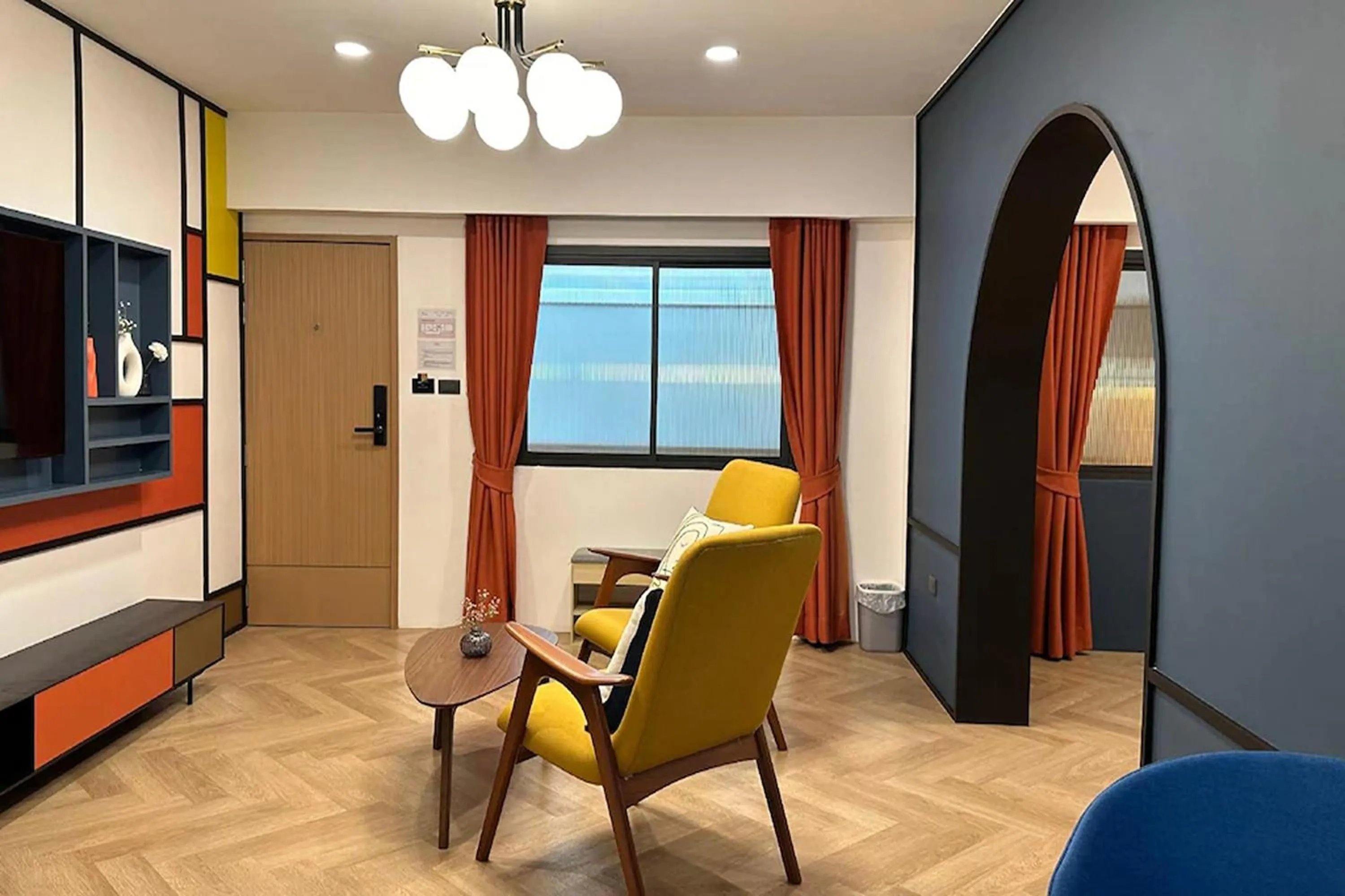 Seating area, Bed in Parcel Hotel Bangkok