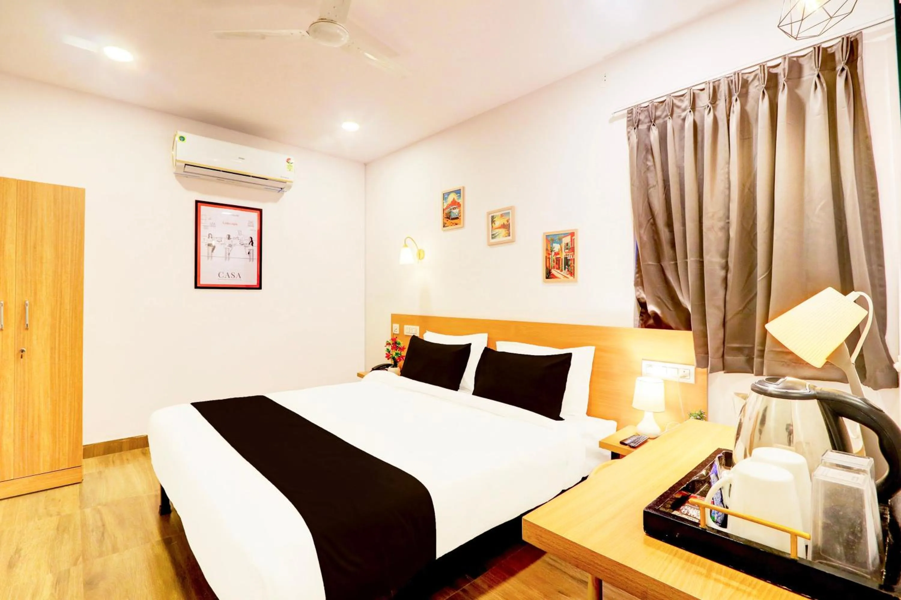 Bedroom, Bed in Super Townhouse CASA GRAND HIMAYATNAGAR