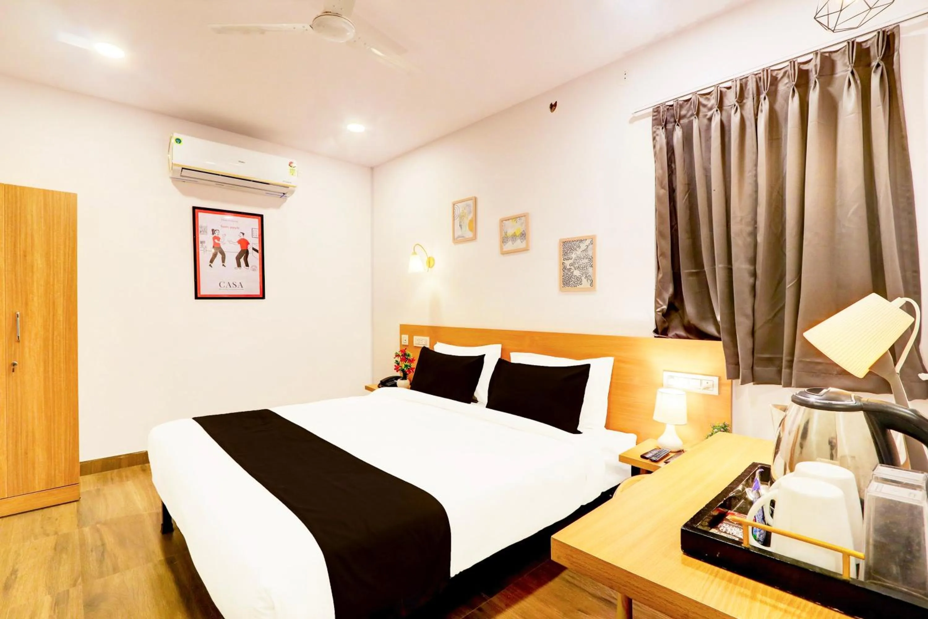 Bedroom, Bed in Super Townhouse CASA GRAND HIMAYATNAGAR