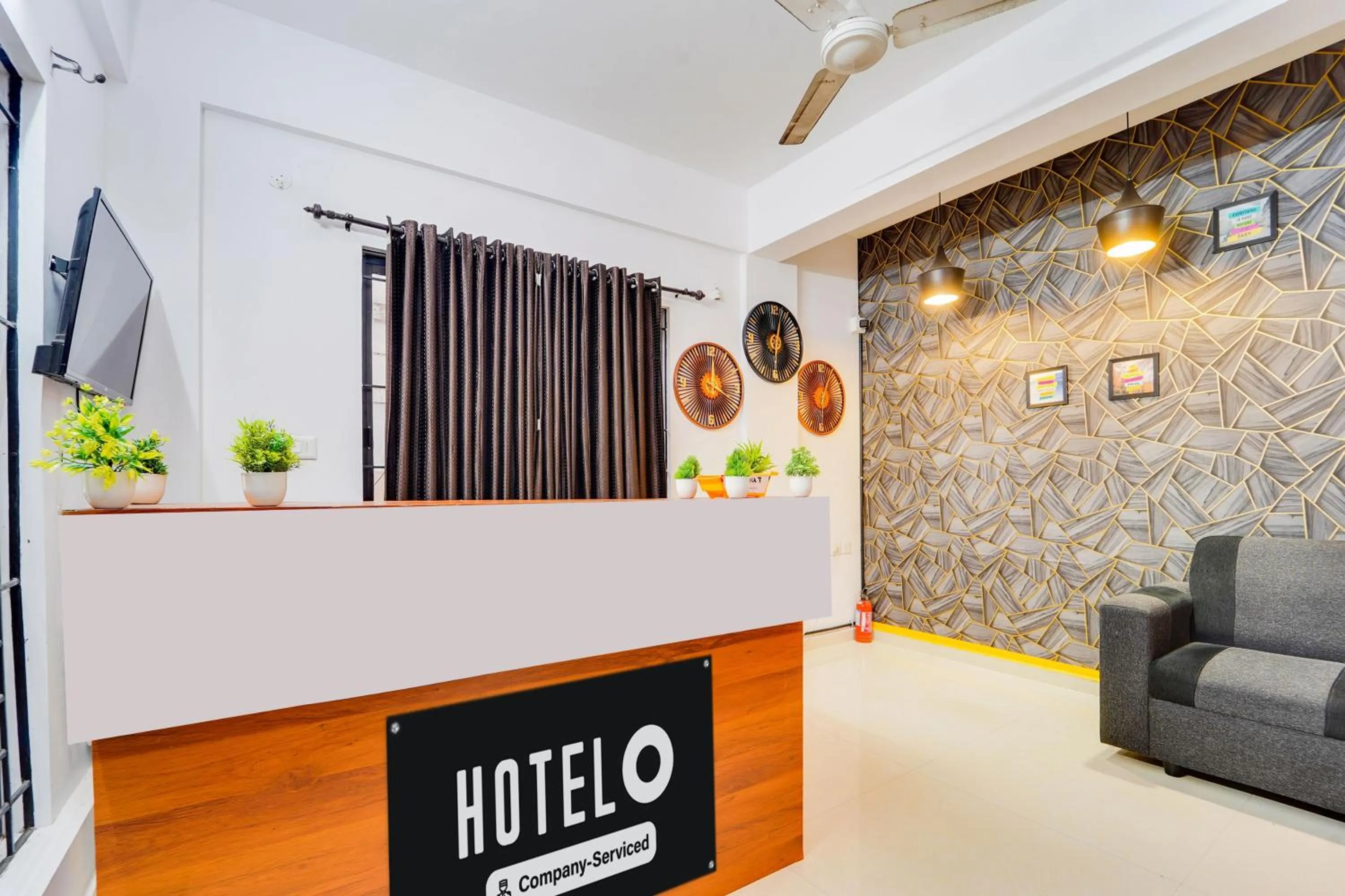 Lobby or reception in Super Hotel O Cheranelloor Aster Medicity Formerly Abriz Residency