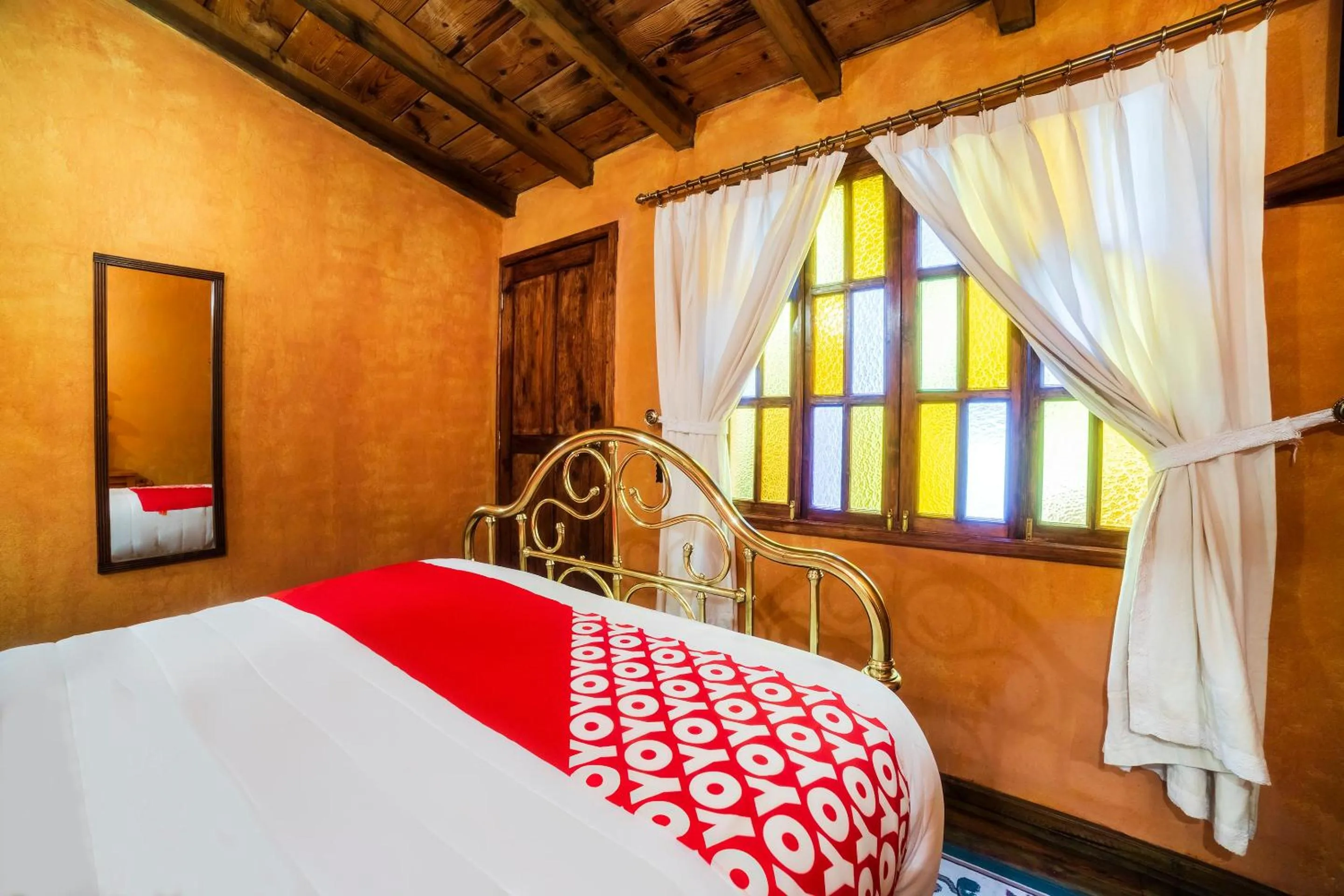 Bedroom, Bed in OYO Hotel El Mineral, Tlalpujahua