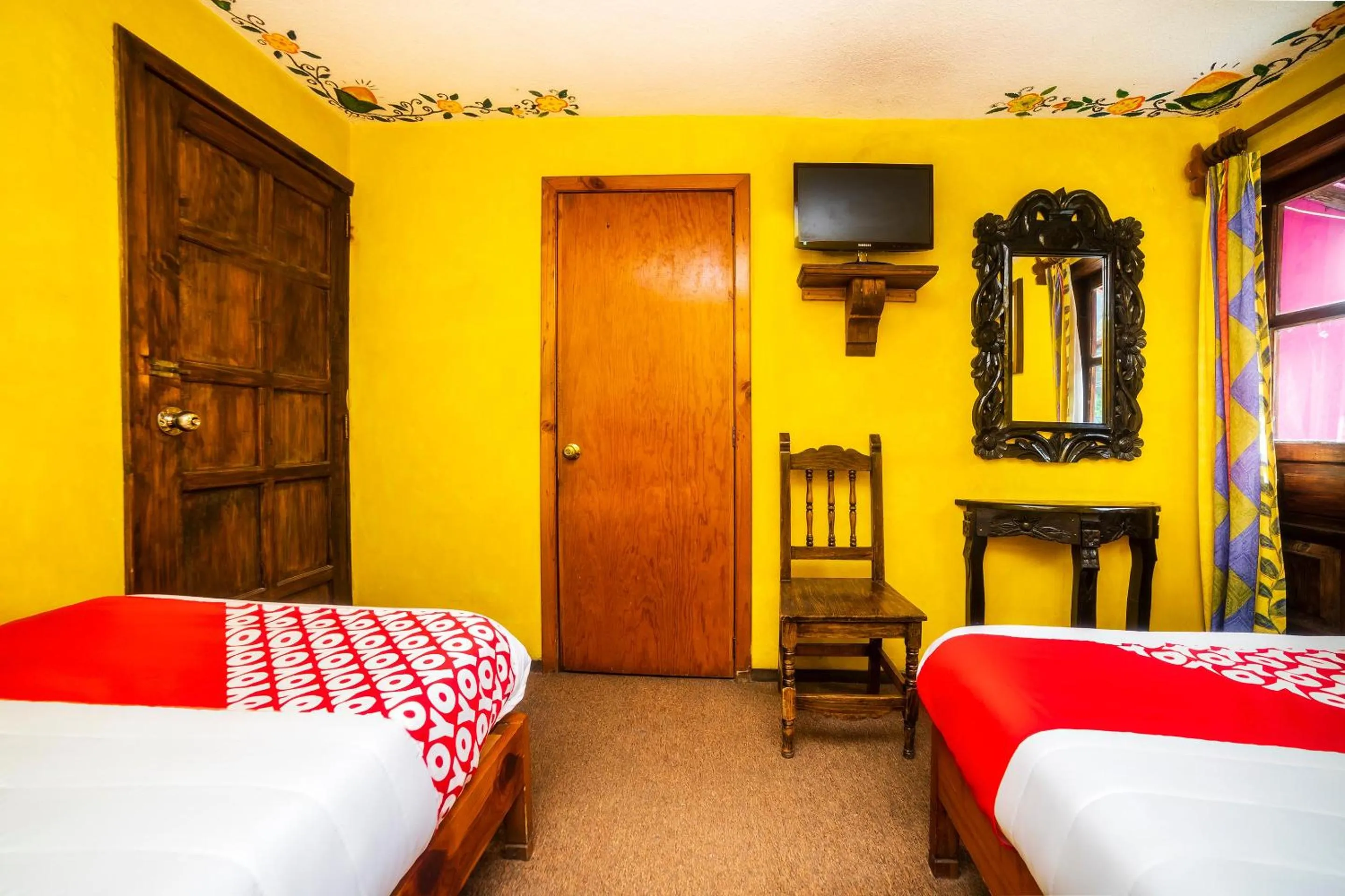 Bedroom, Bed in OYO Hotel El Mineral, Tlalpujahua