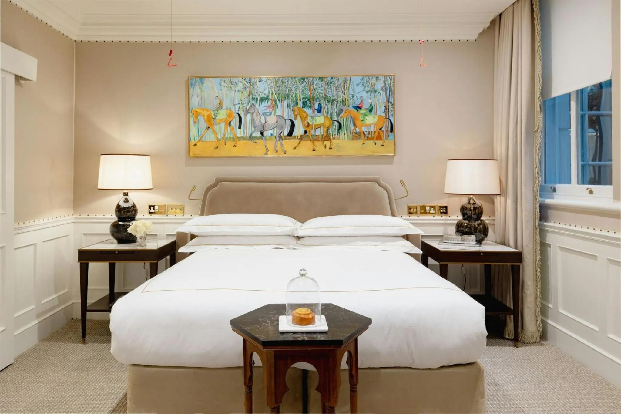 Bedroom, Bed in Milestone Hotel Kensington