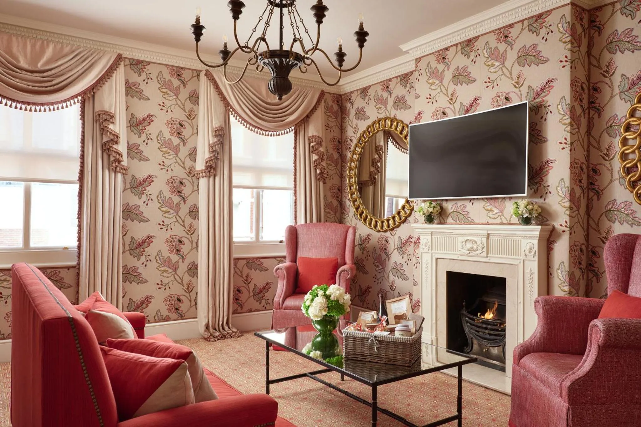 Bedroom in Milestone Hotel Kensington