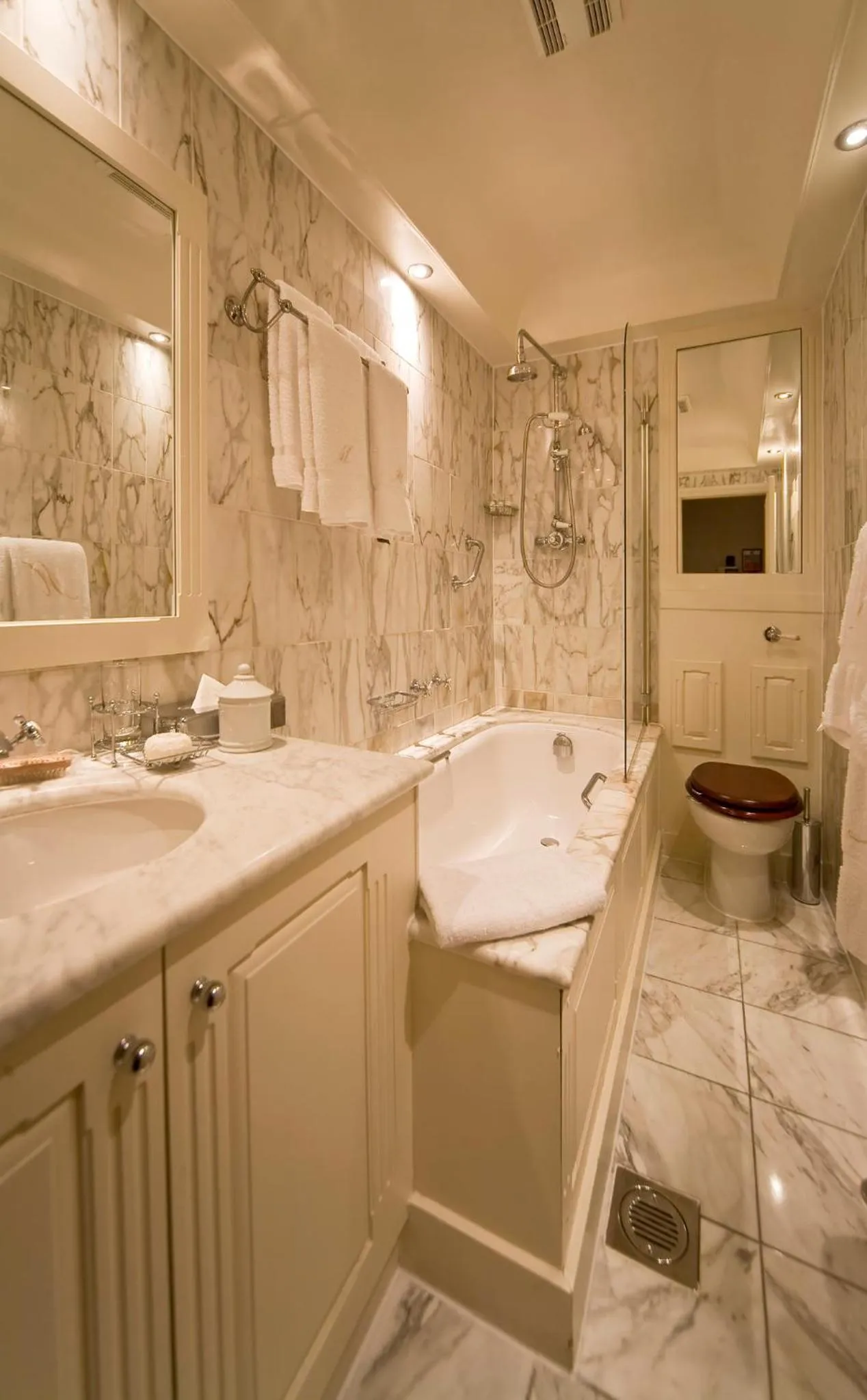 Bathroom in Milestone Hotel Kensington