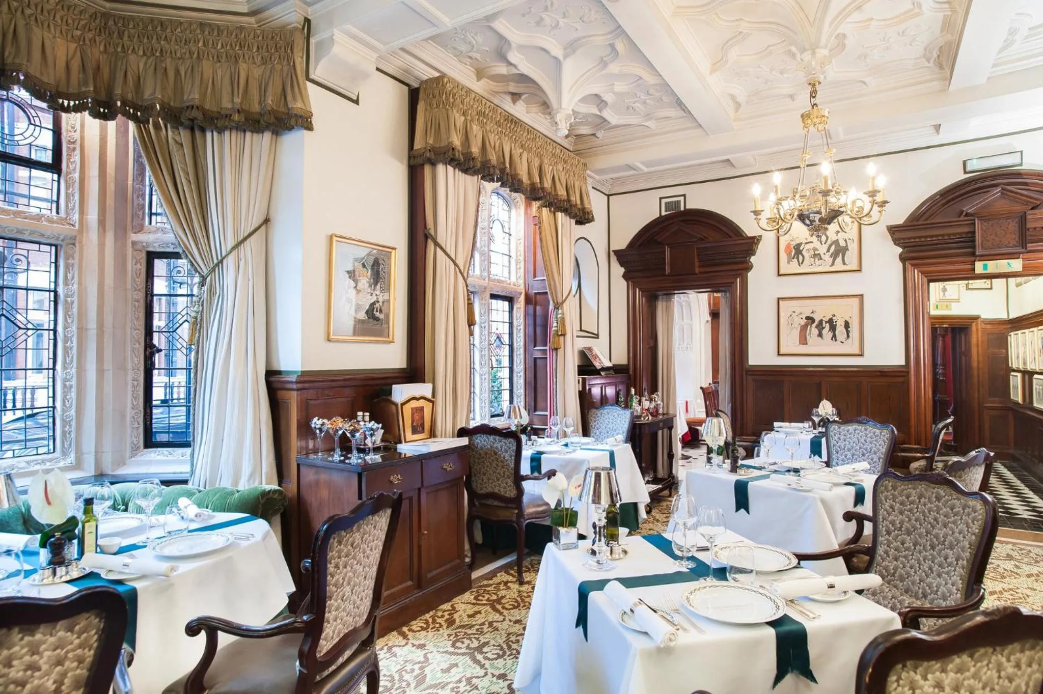 Restaurant/places to eat in Milestone Hotel Kensington