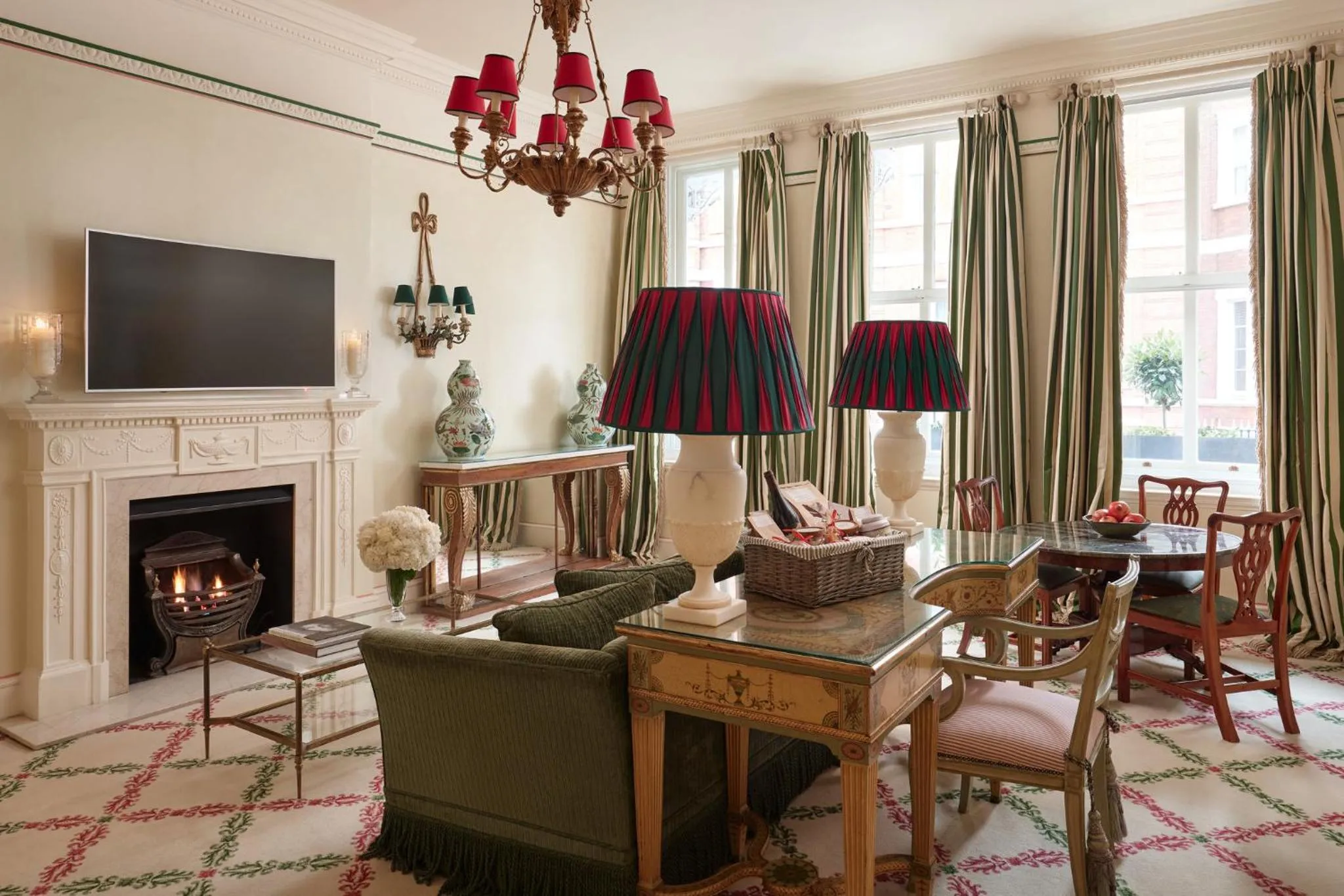 Bedroom in Milestone Hotel Kensington