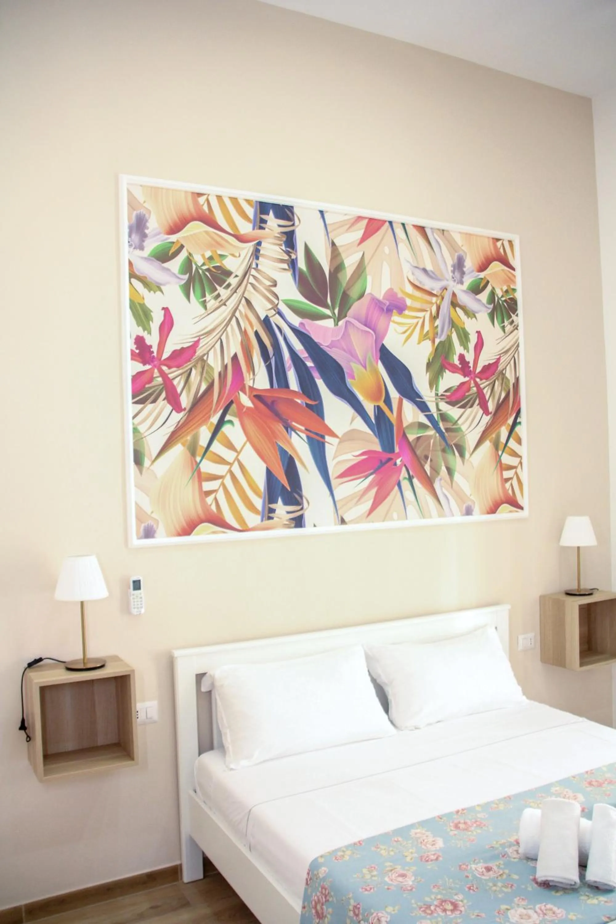 Bed in VPM ROOMS central train station