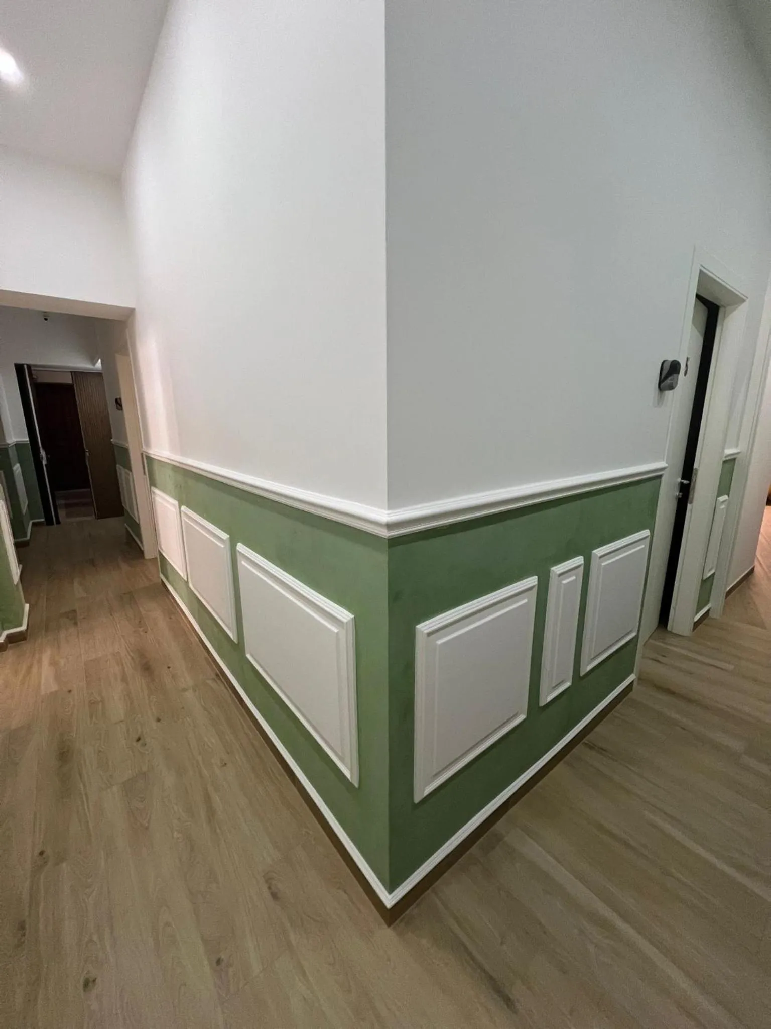 Facade/entrance in VPM ROOMS central train station