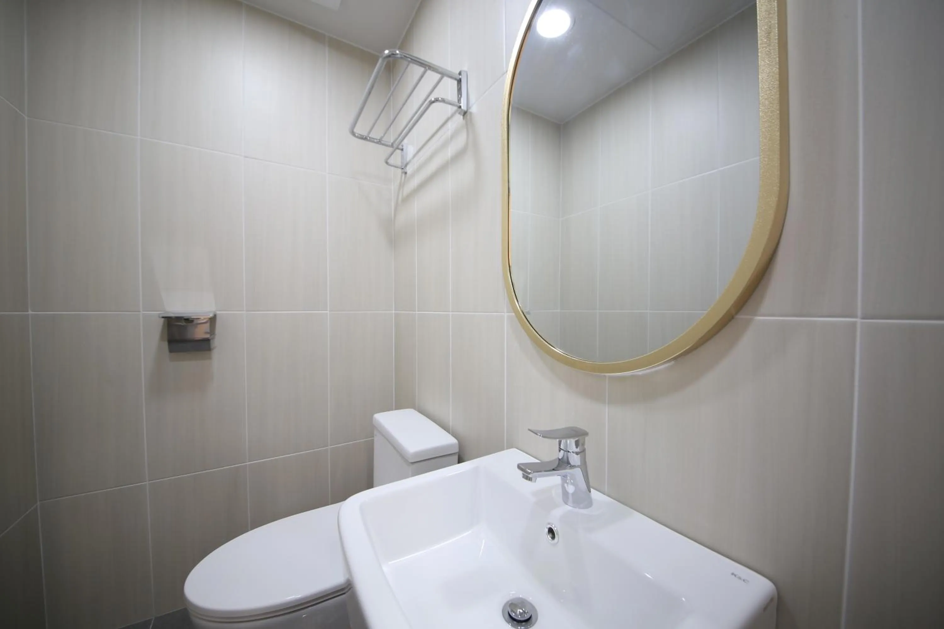 Calm Rest Hotel Masan