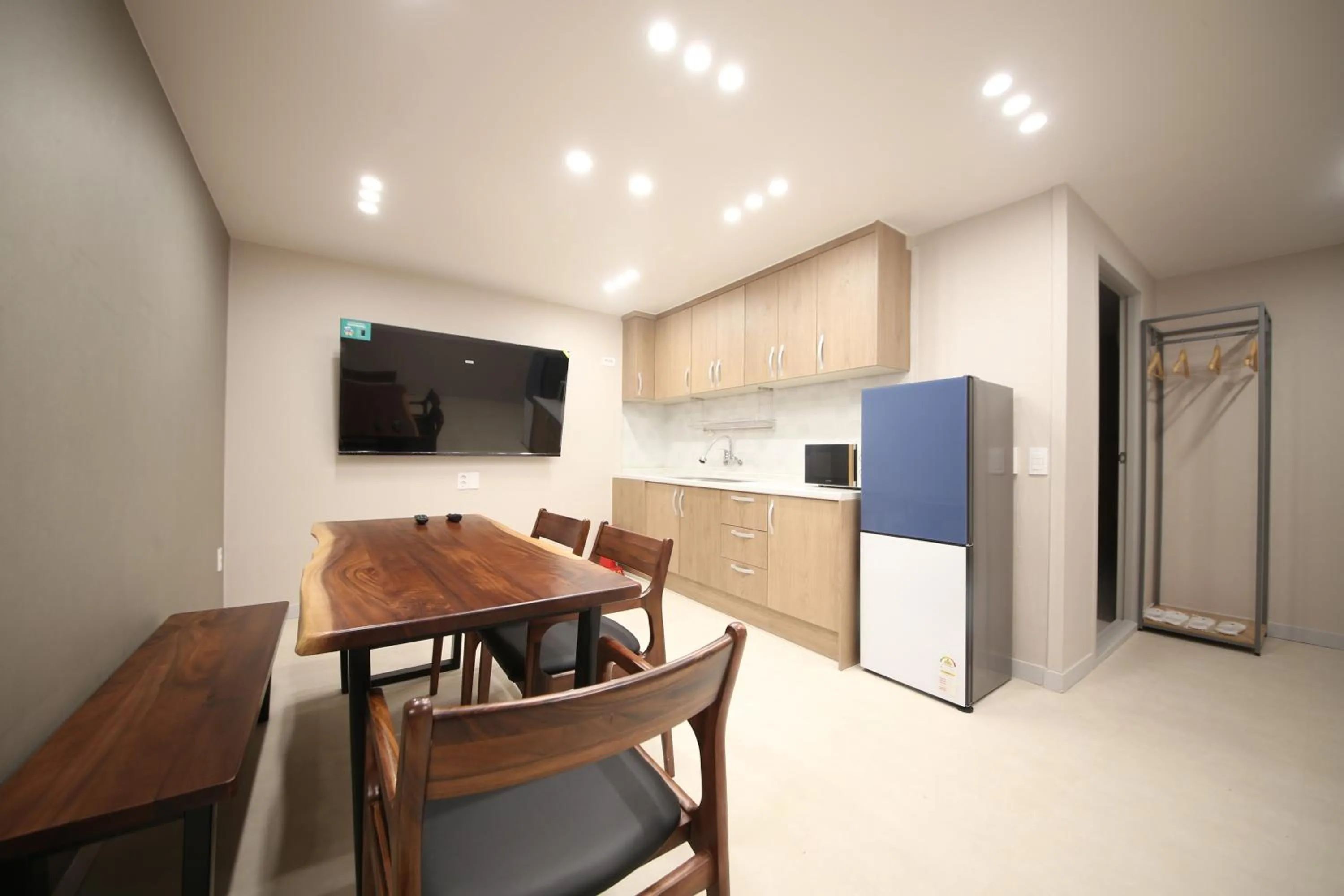 Calm Rest Hotel Masan