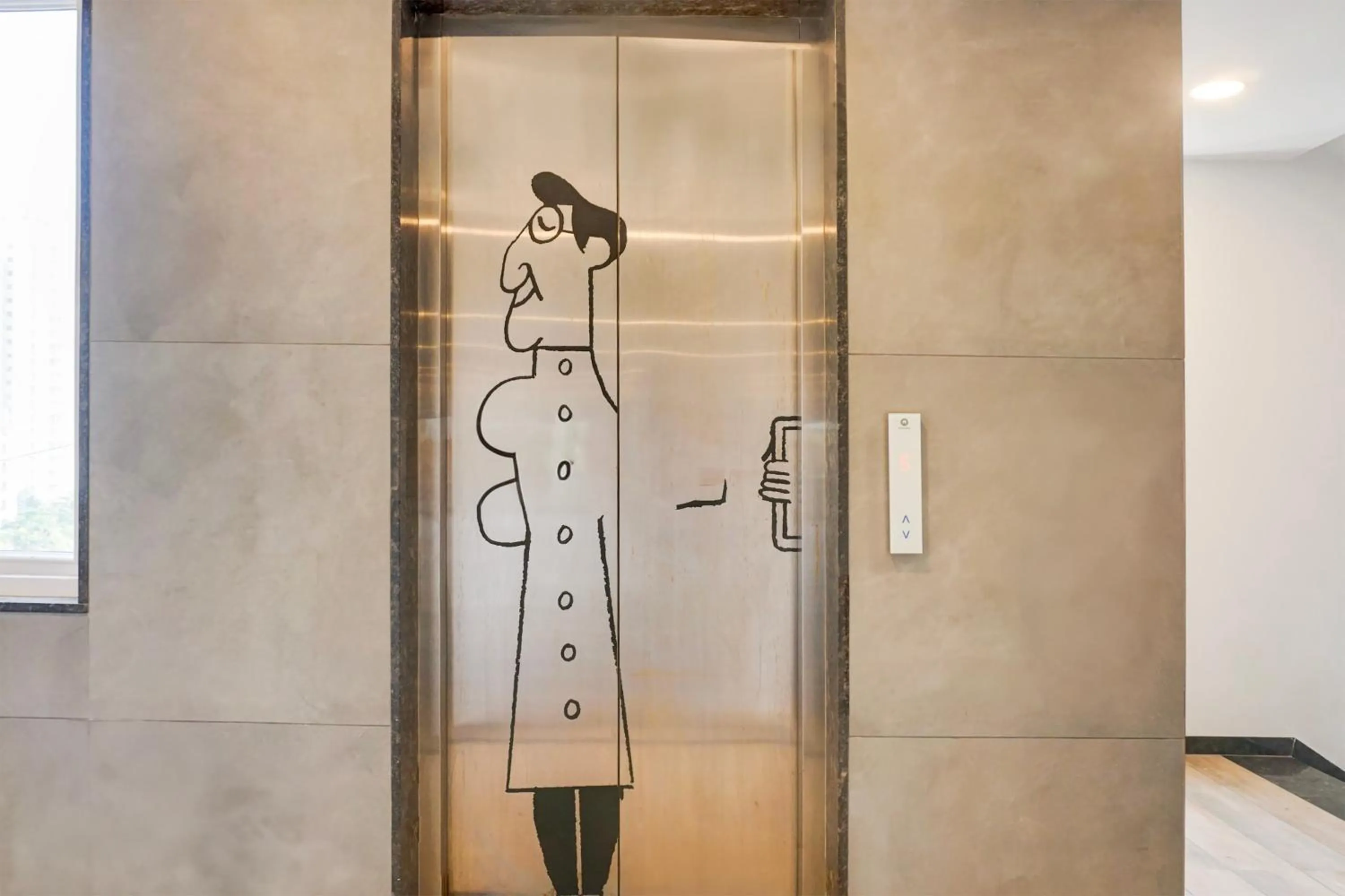 Lobby or reception in Super Townhouse Balewadi