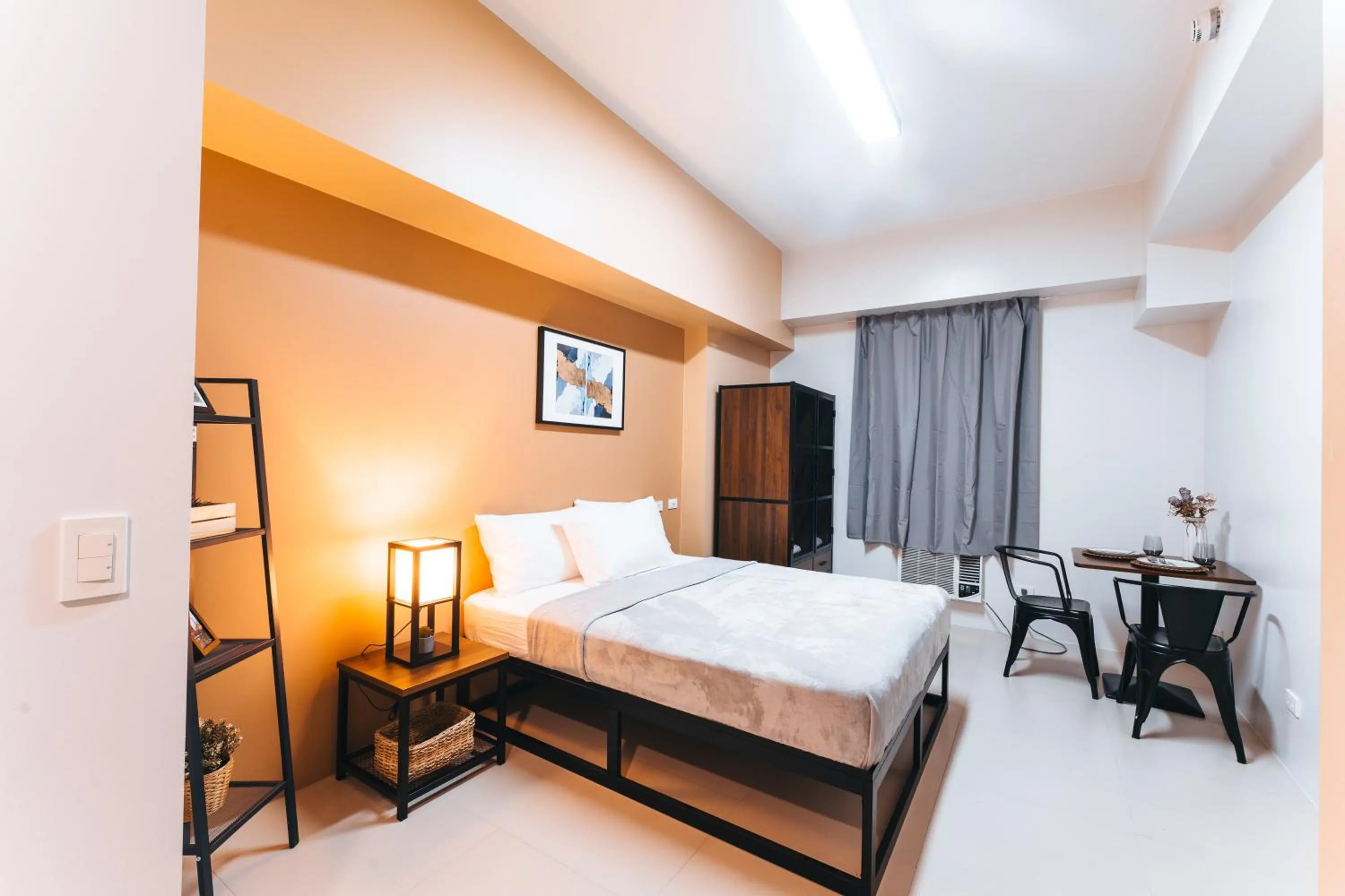 Bed in The City Flats Circuit