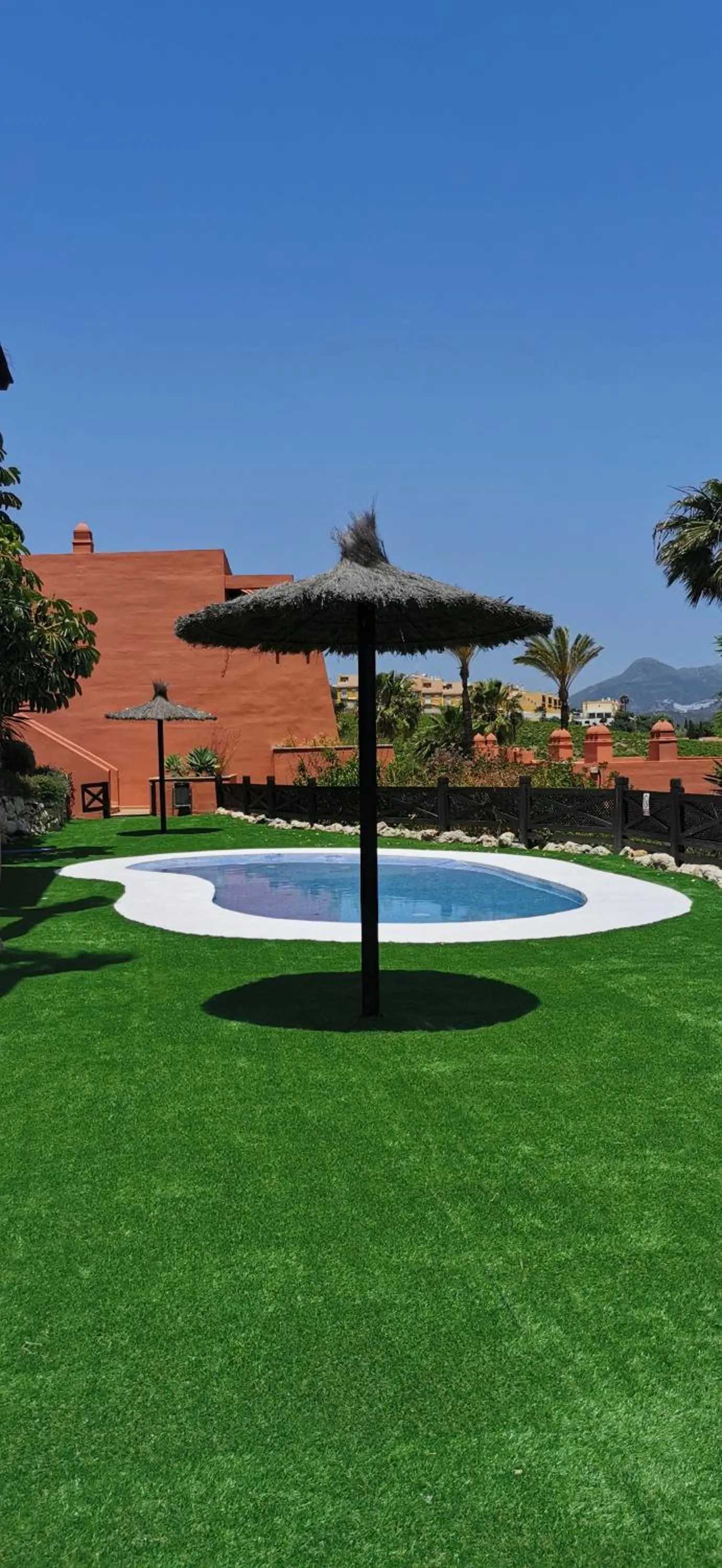 Swimming pool in Apartamentos Manilva Green