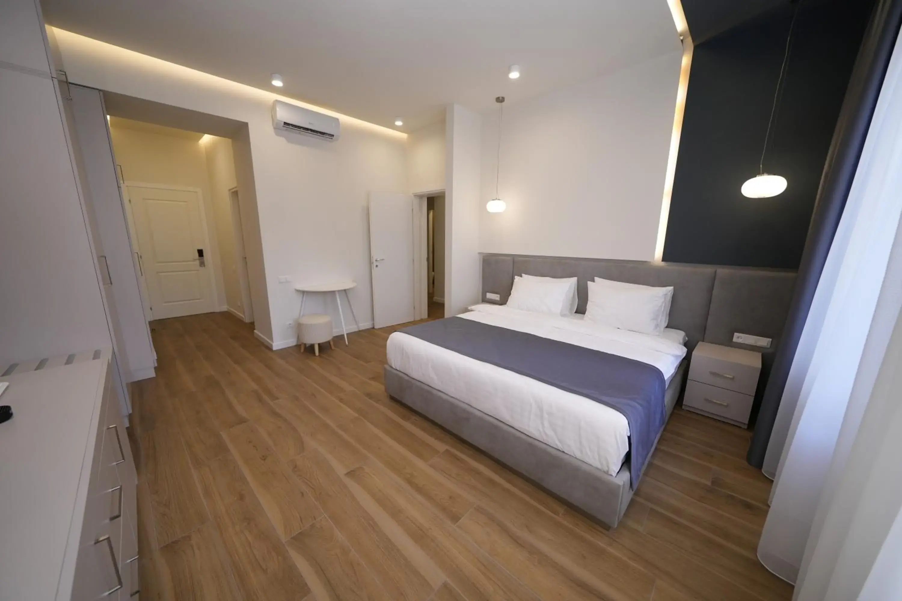 Double Room in Ser In Hotel Double Room in Ser In Hotel