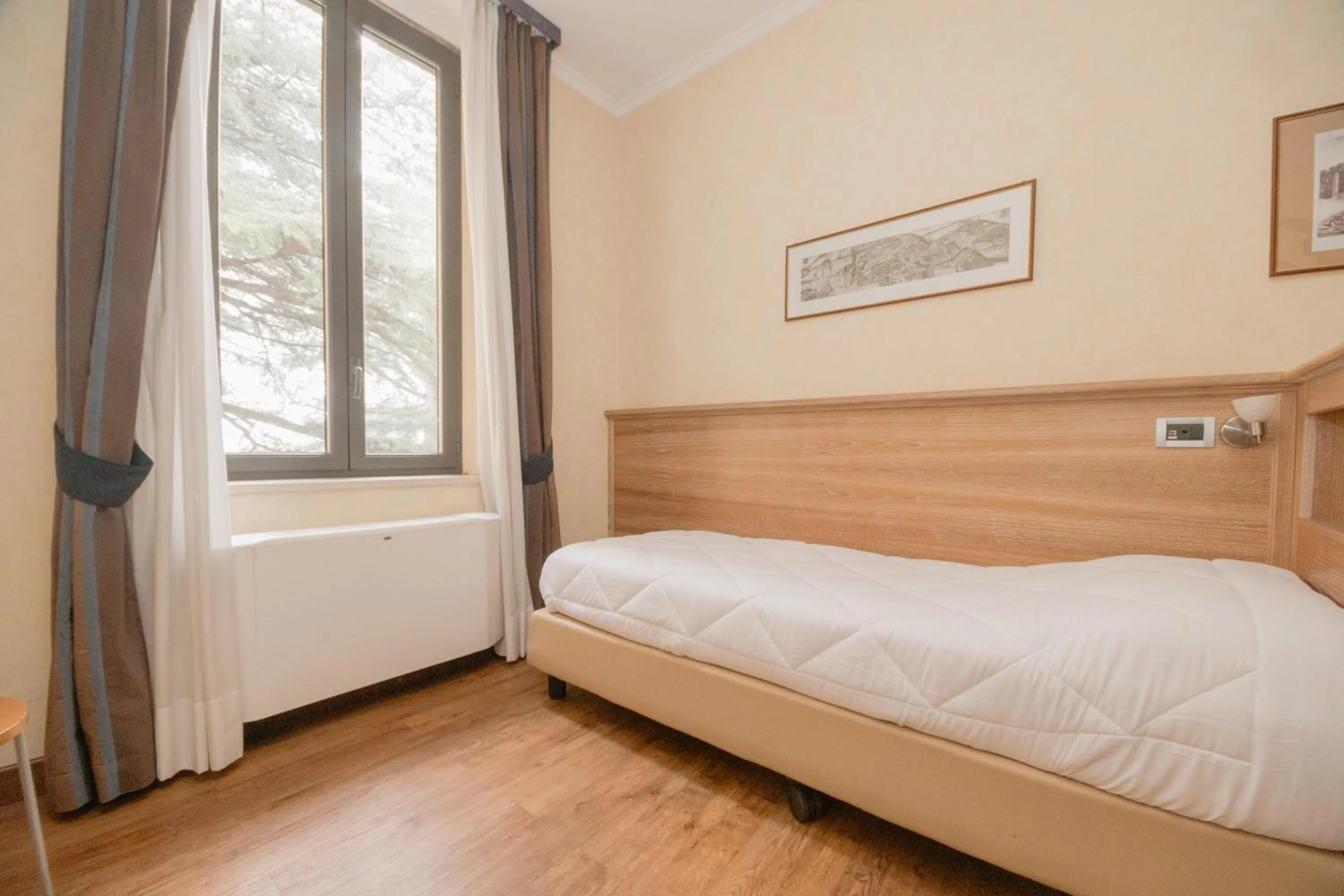 Bedroom, Bed in Green Hotel Poggio Regillo