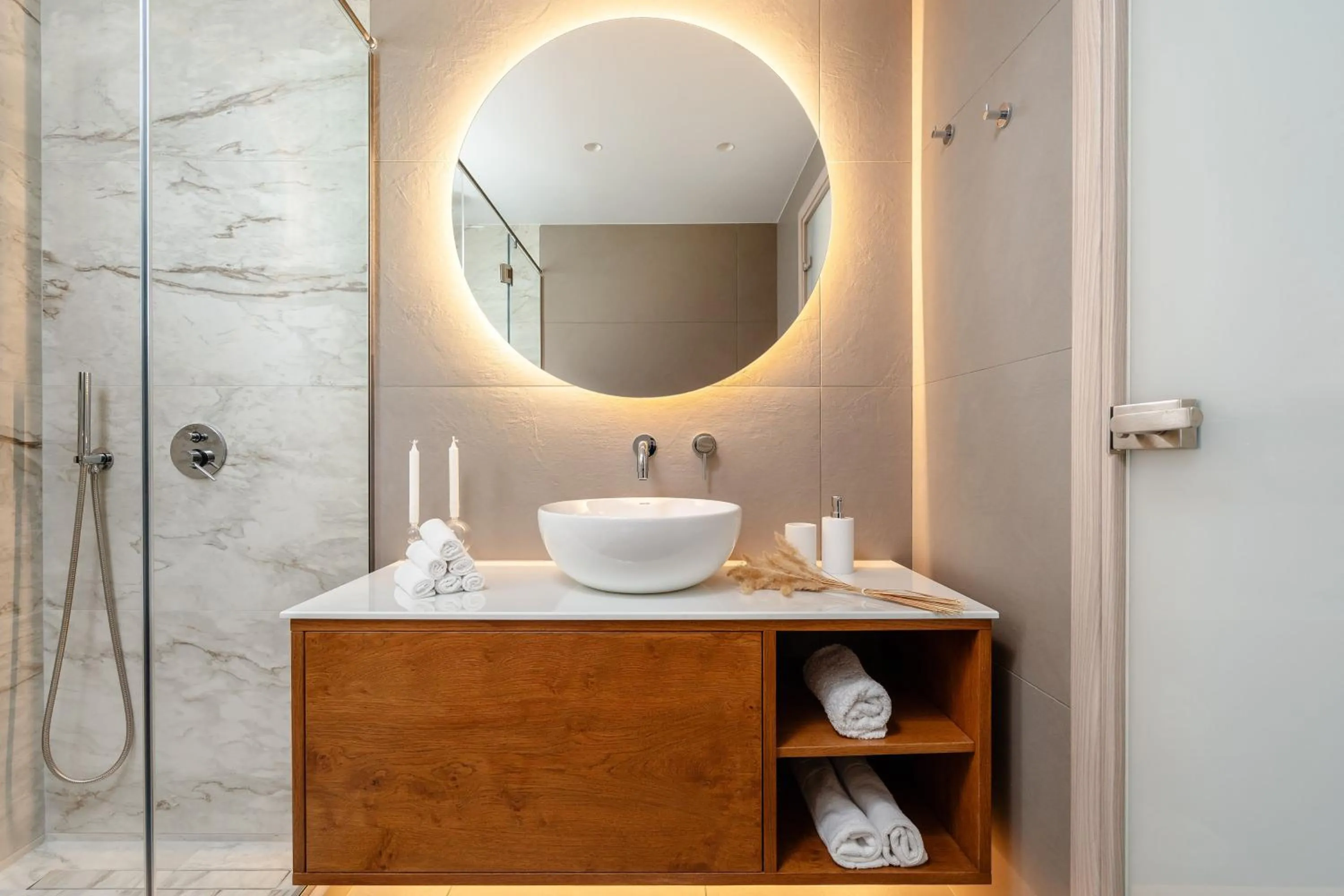 Shower in Thalelion 3 bedroom Villas with private pool and Jacuzzi