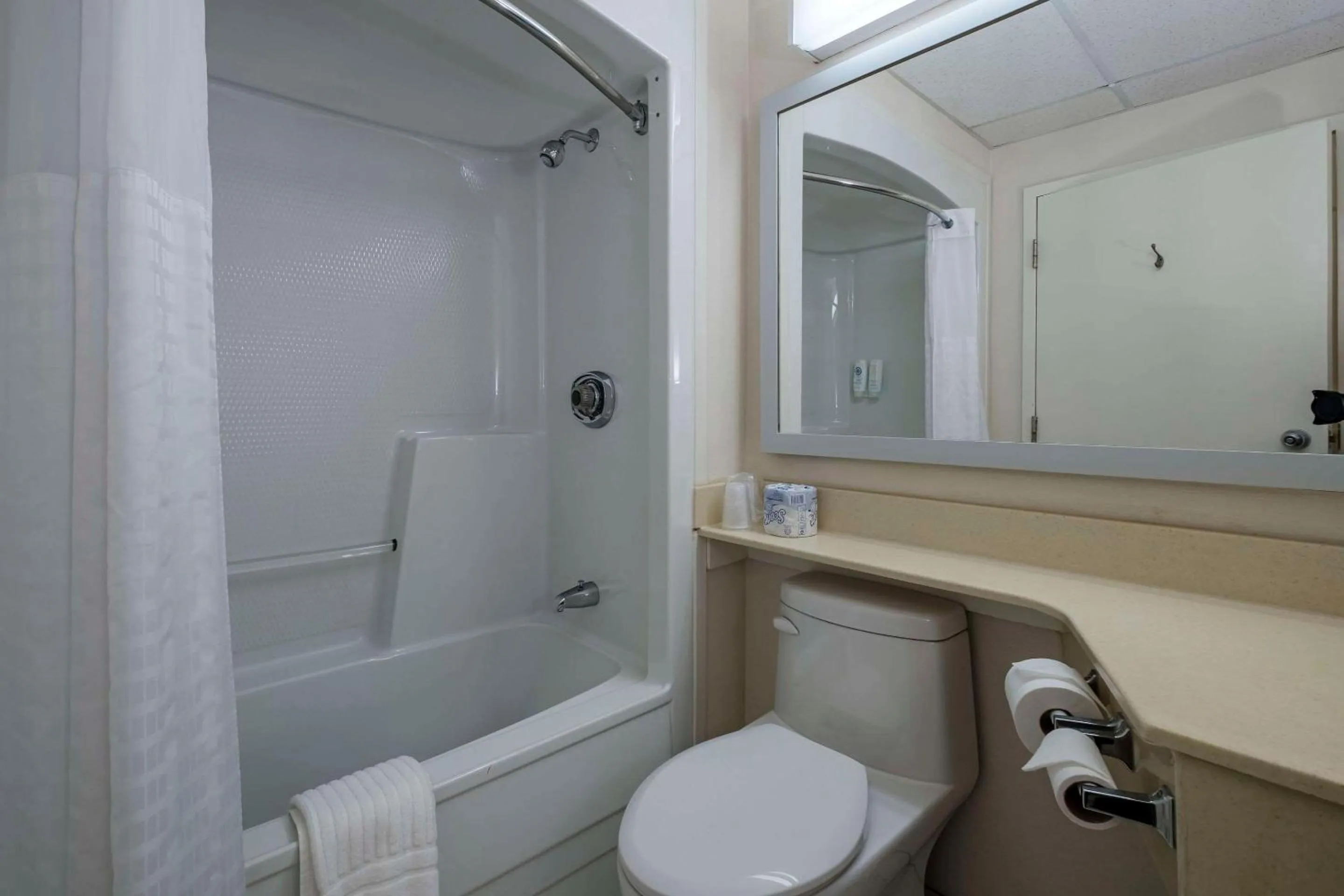 Bedroom in Comfort Inn - Gander