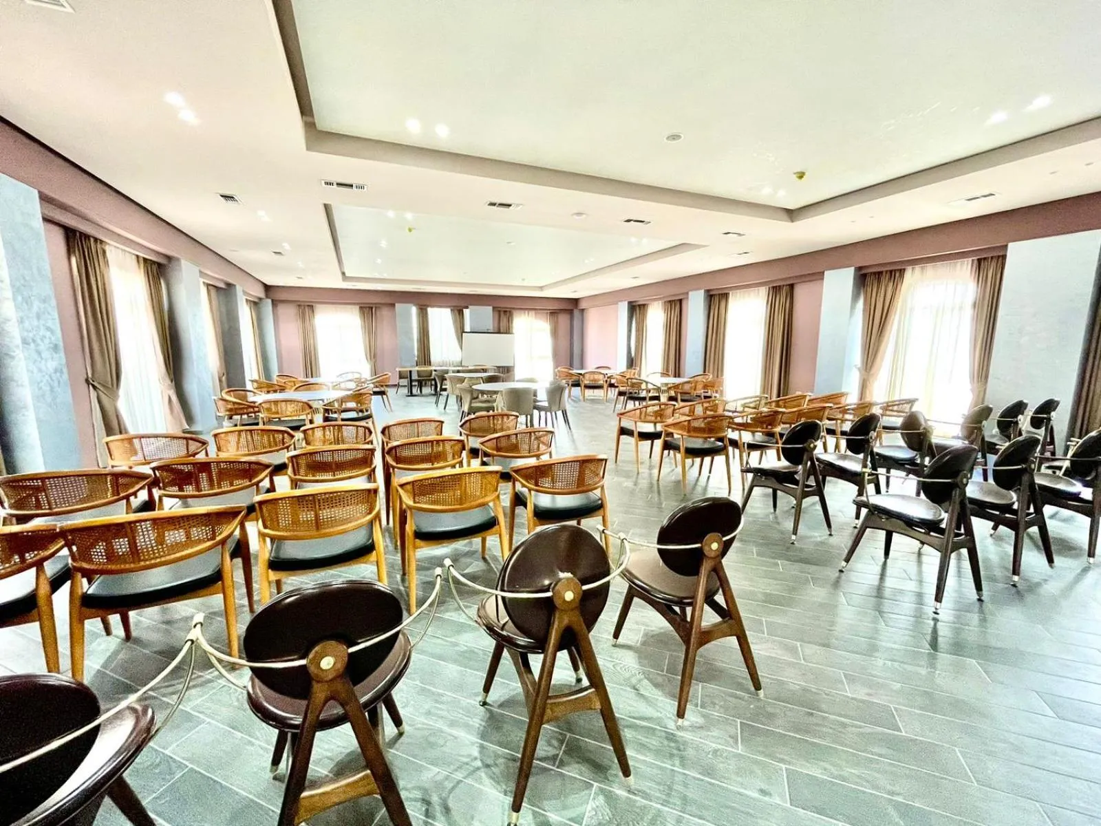 Banquet/Function facilities in AMH Hotel Durres