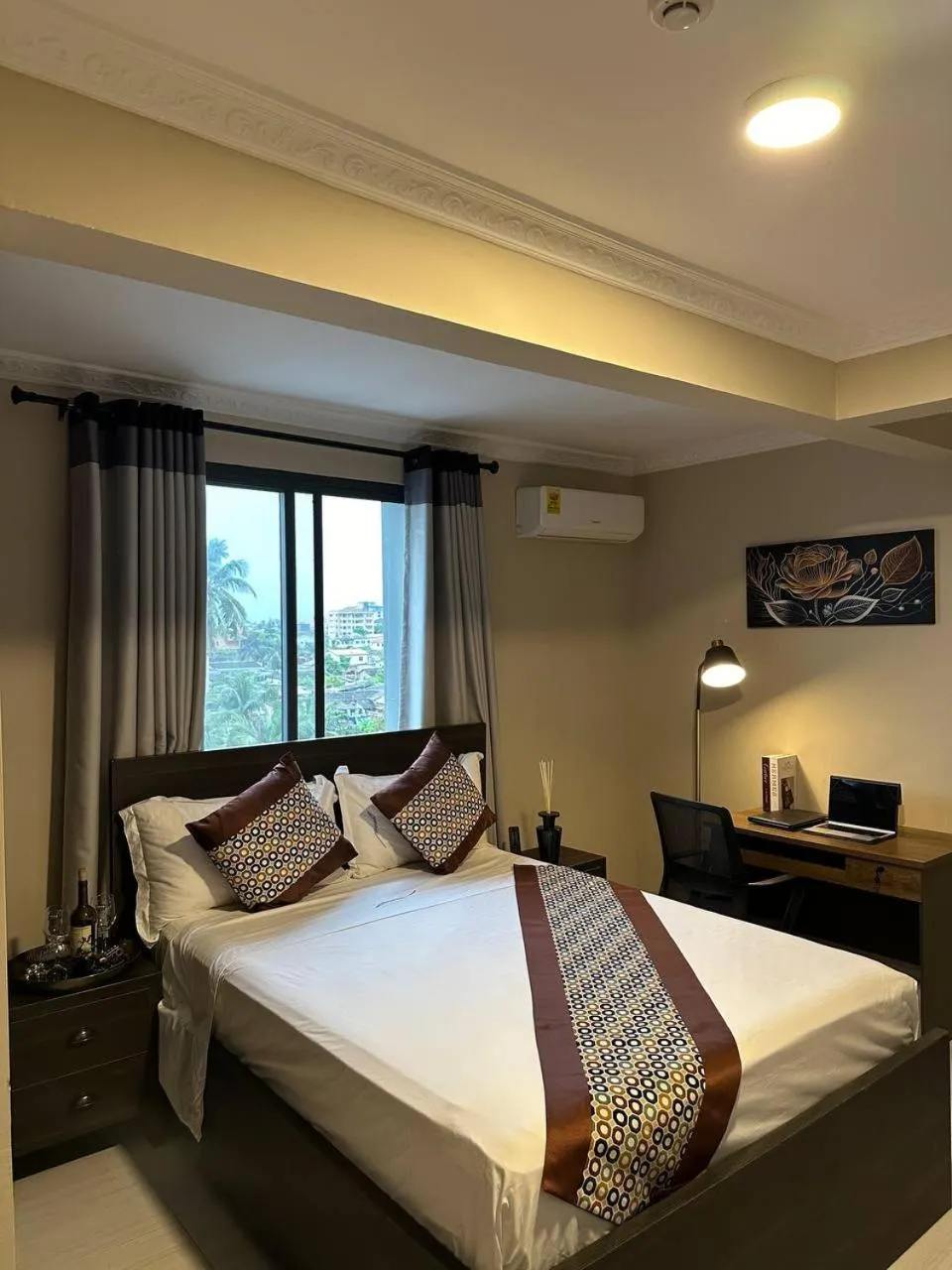 Photo of the whole room, Bed in Mansah Plus Hotel and Apartments