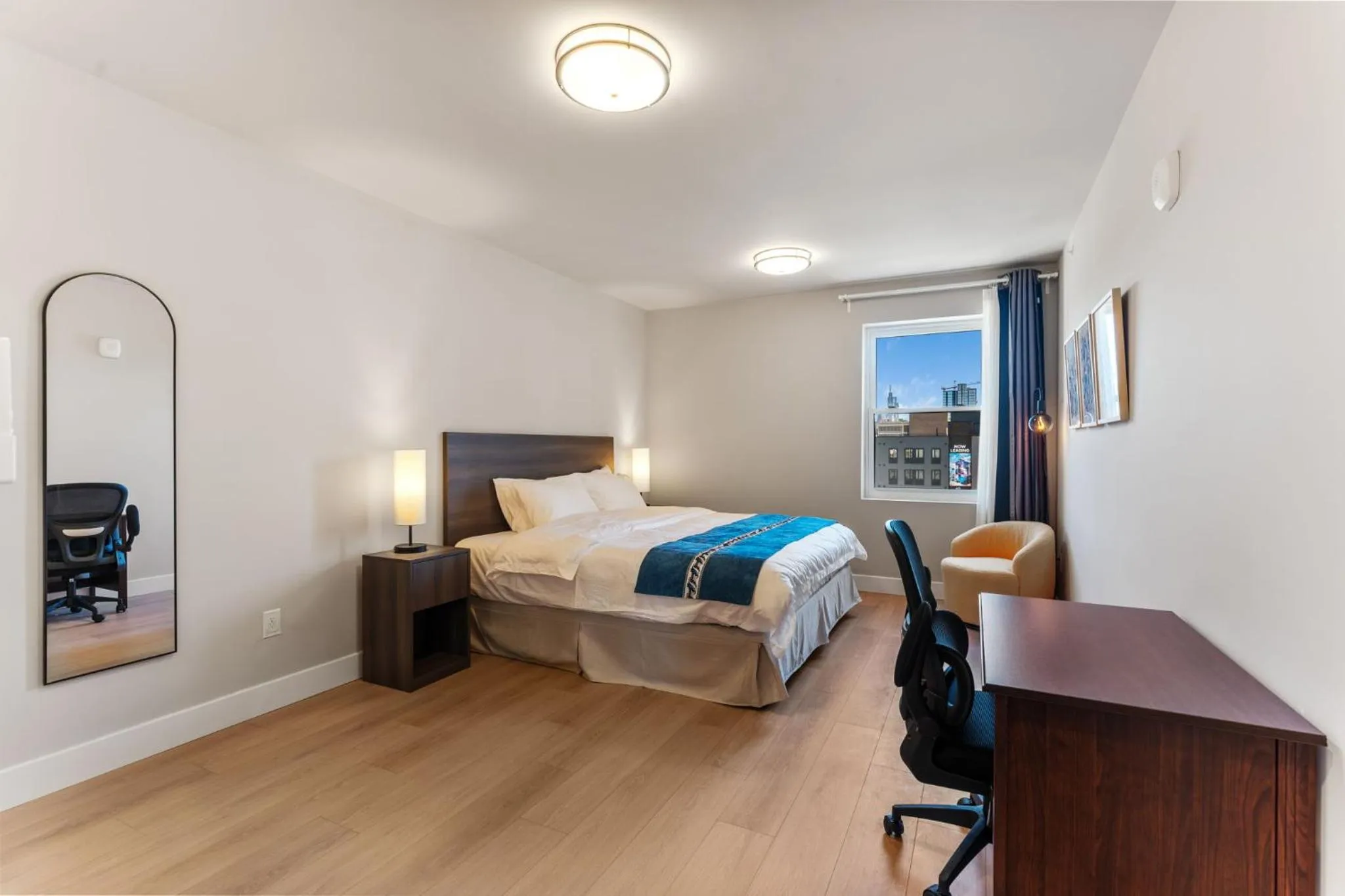 Bedroom, Bed in 4211 Suites