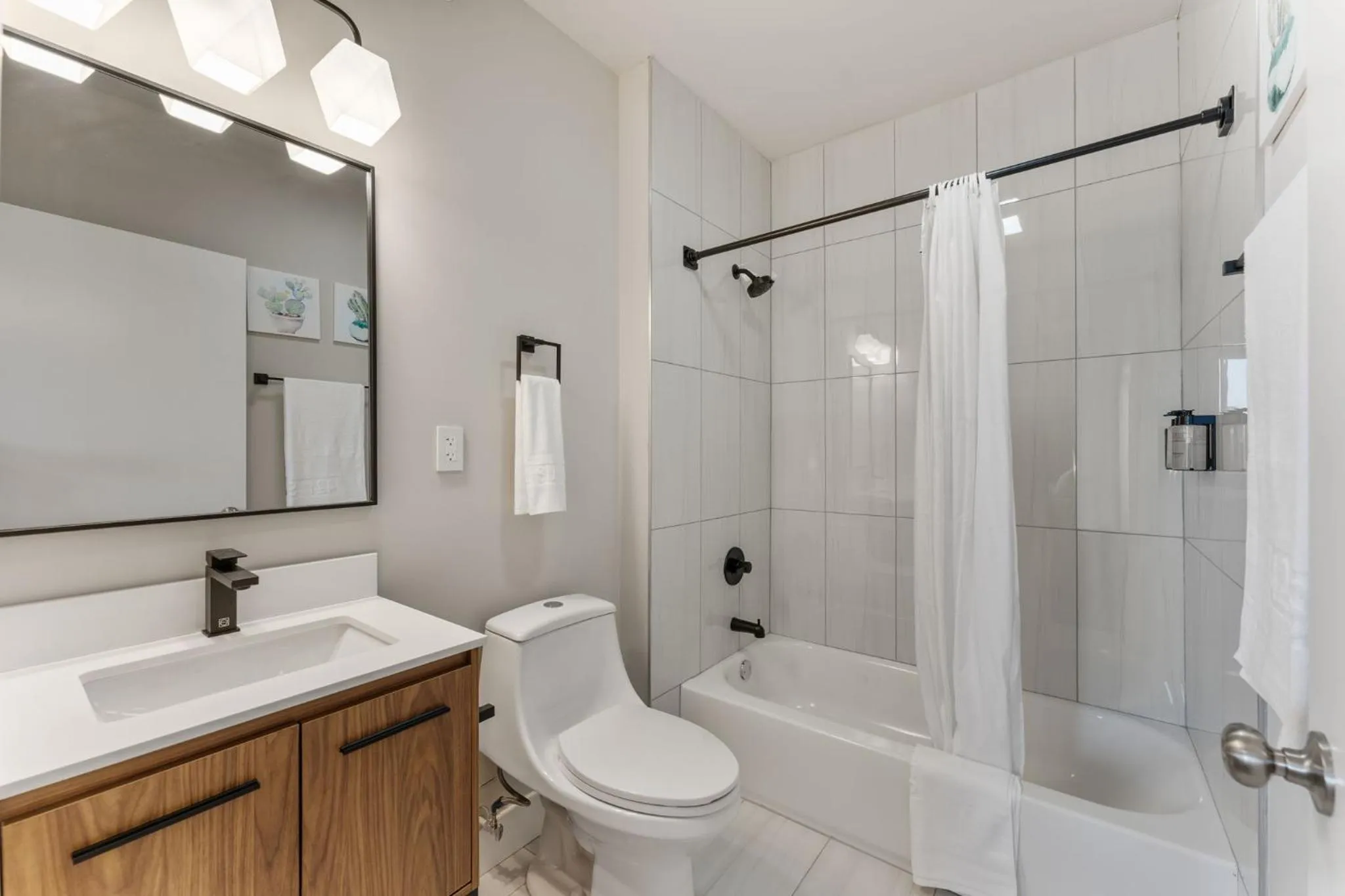 Bathroom in 4211 Suites