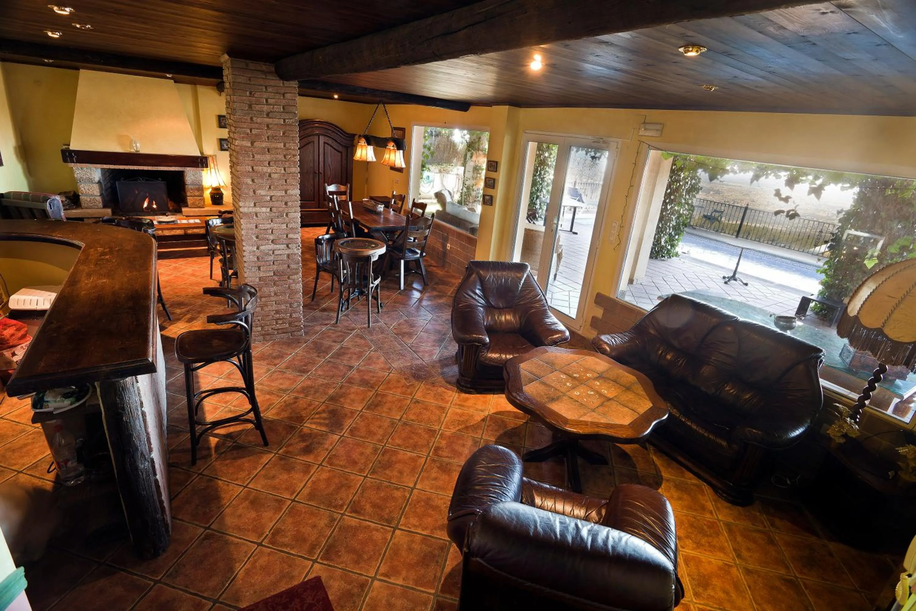 Restaurant/places to eat in Hotel El Balcon de las nieves