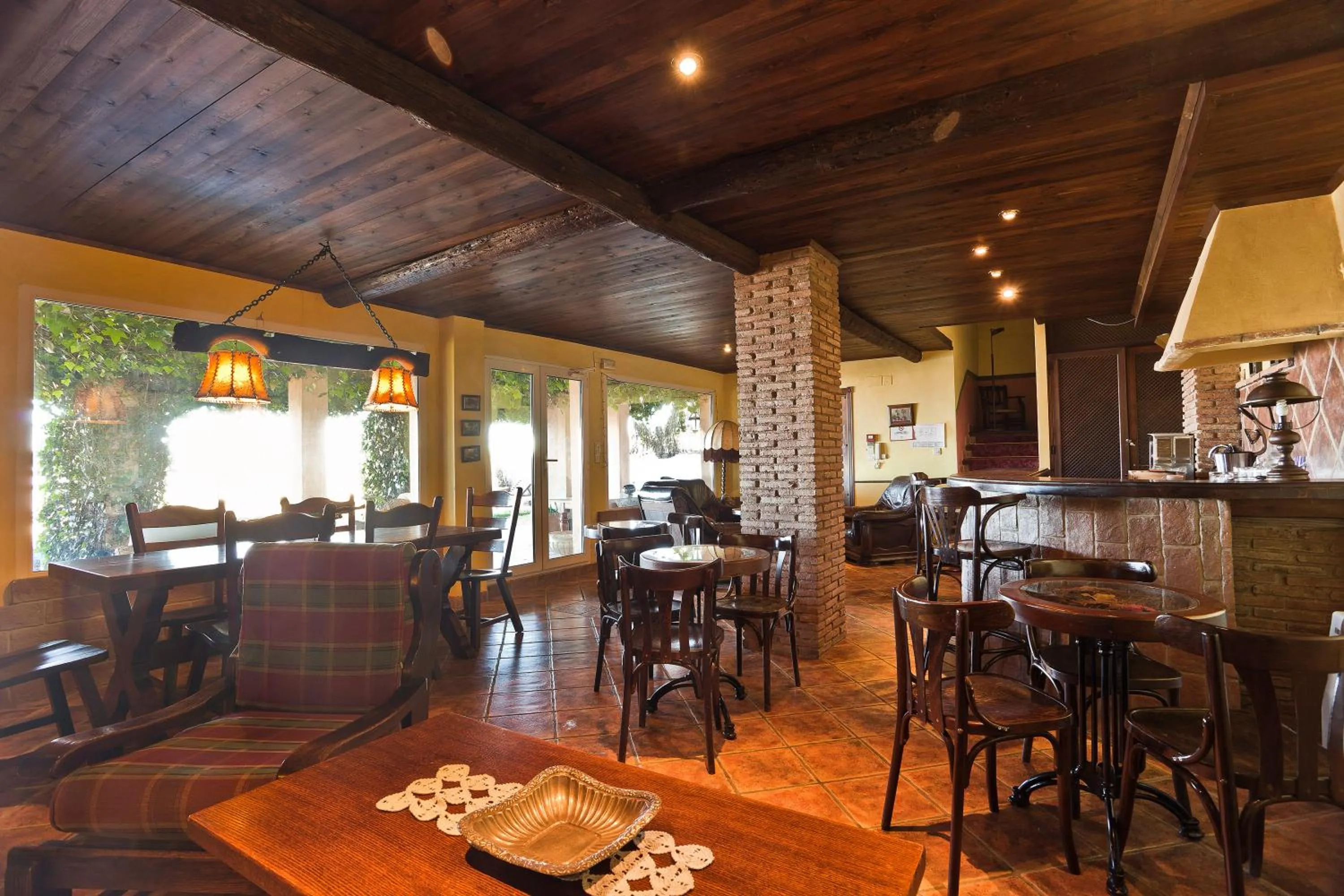 Restaurant/places to eat in Hotel El Balcon de las nieves