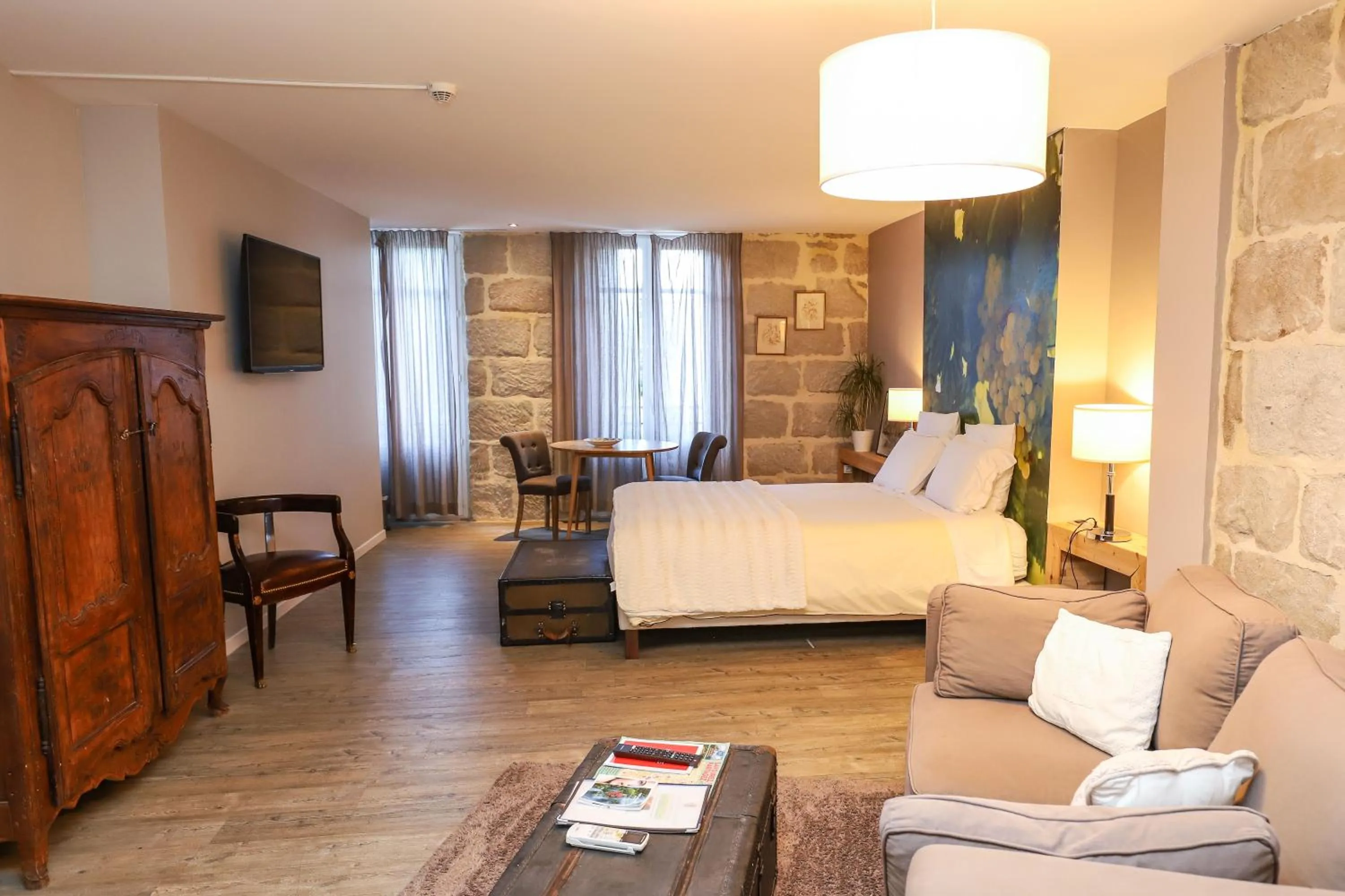 Bed in Hôtel SPA Le Miel des Muses