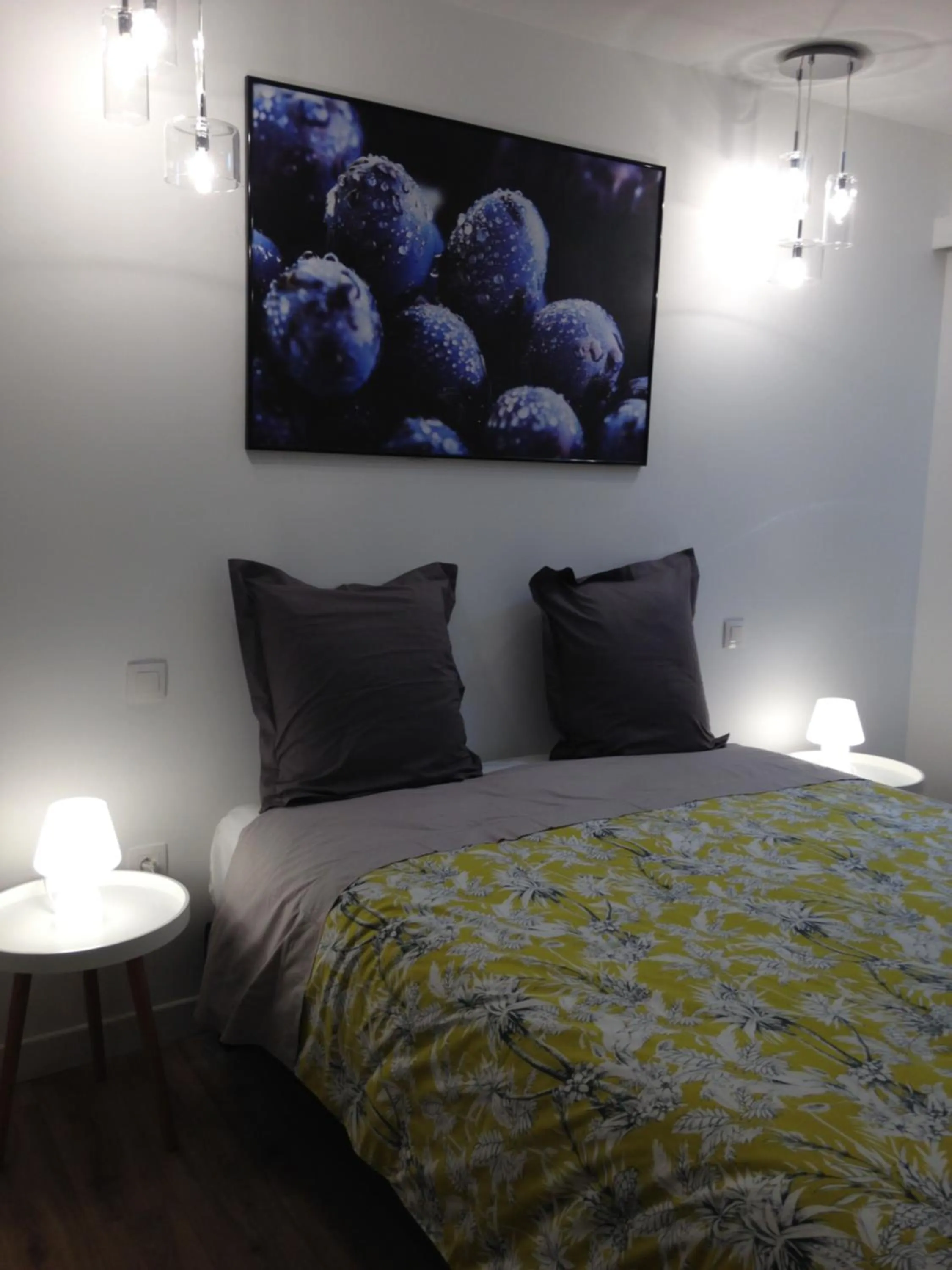 Bed in Hôtel SPA Le Miel des Muses