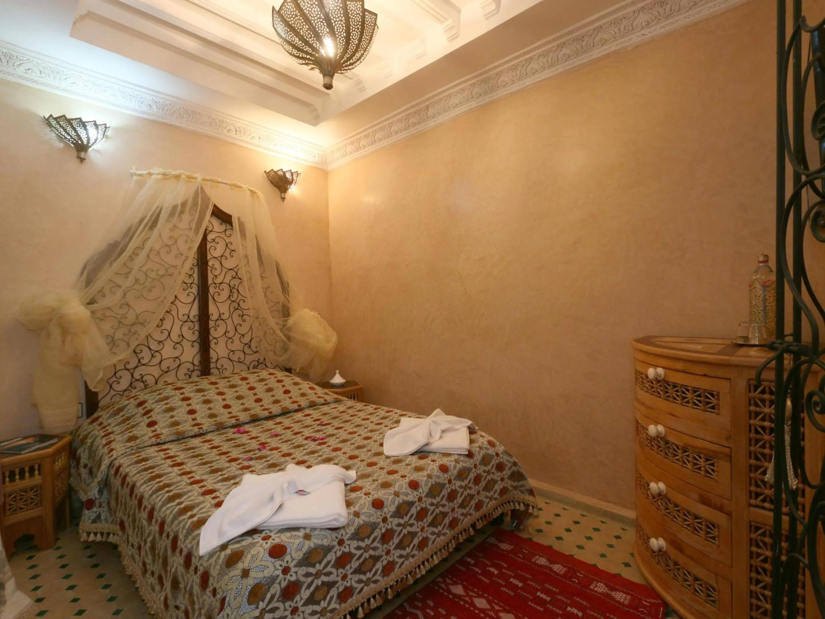 Bedroom, Bed in Riad El Bellar