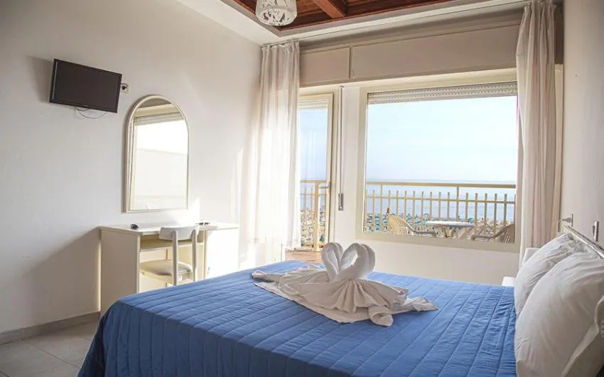 Bed in Hotel Buenos Aires