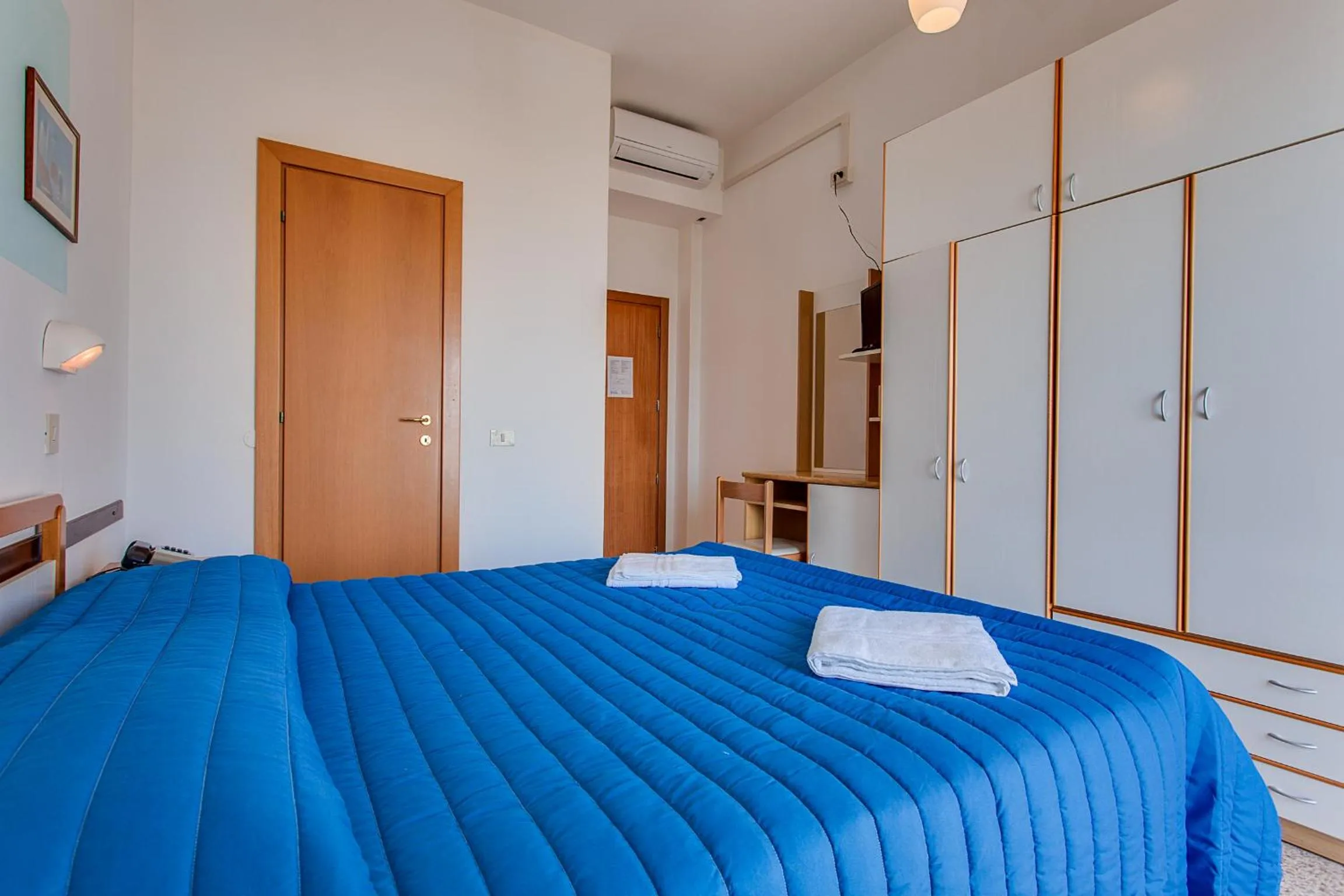 Photo of the whole room in Hotel Buenos Aires