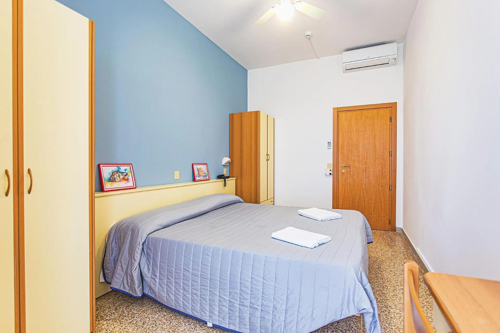 Bedroom in Hotel Buenos Aires