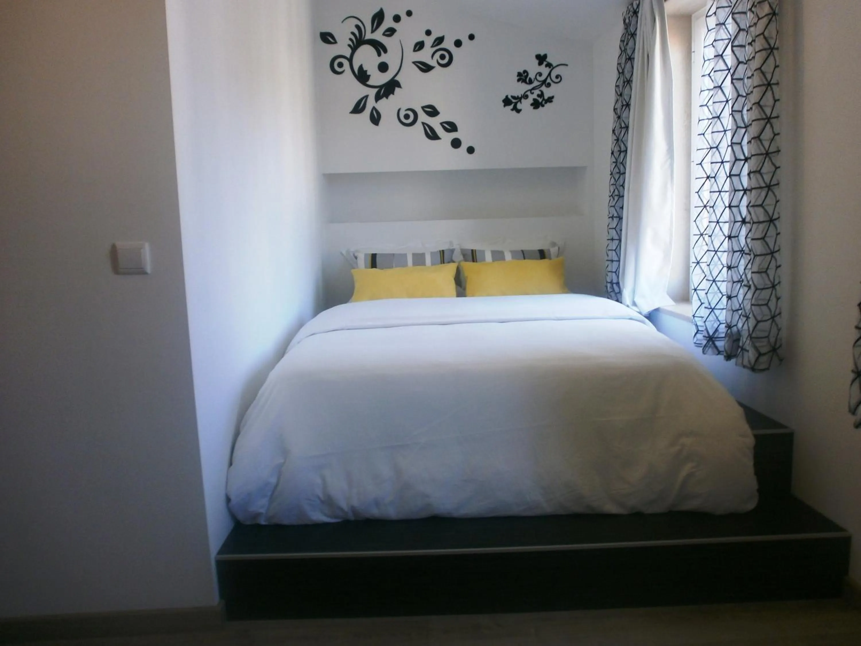 Bedroom, Bed in Thomar Story - Guest House
