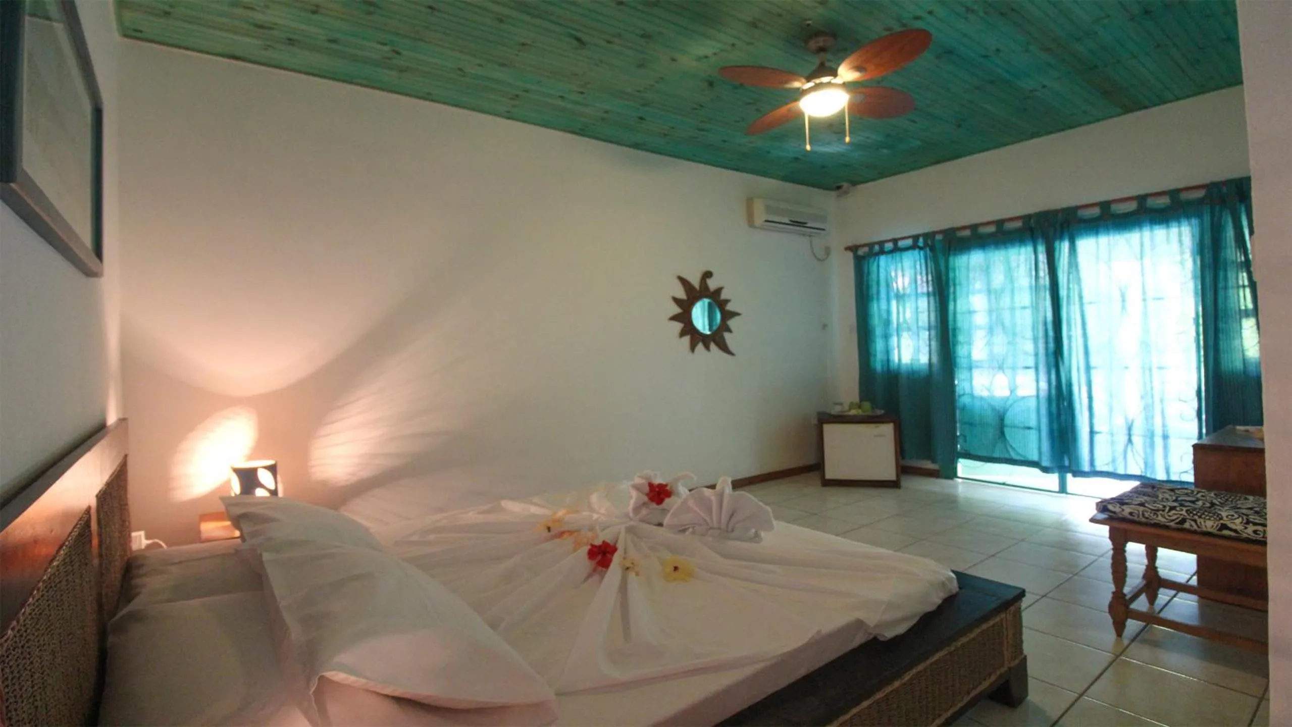 Bed in Takamaka Green Village